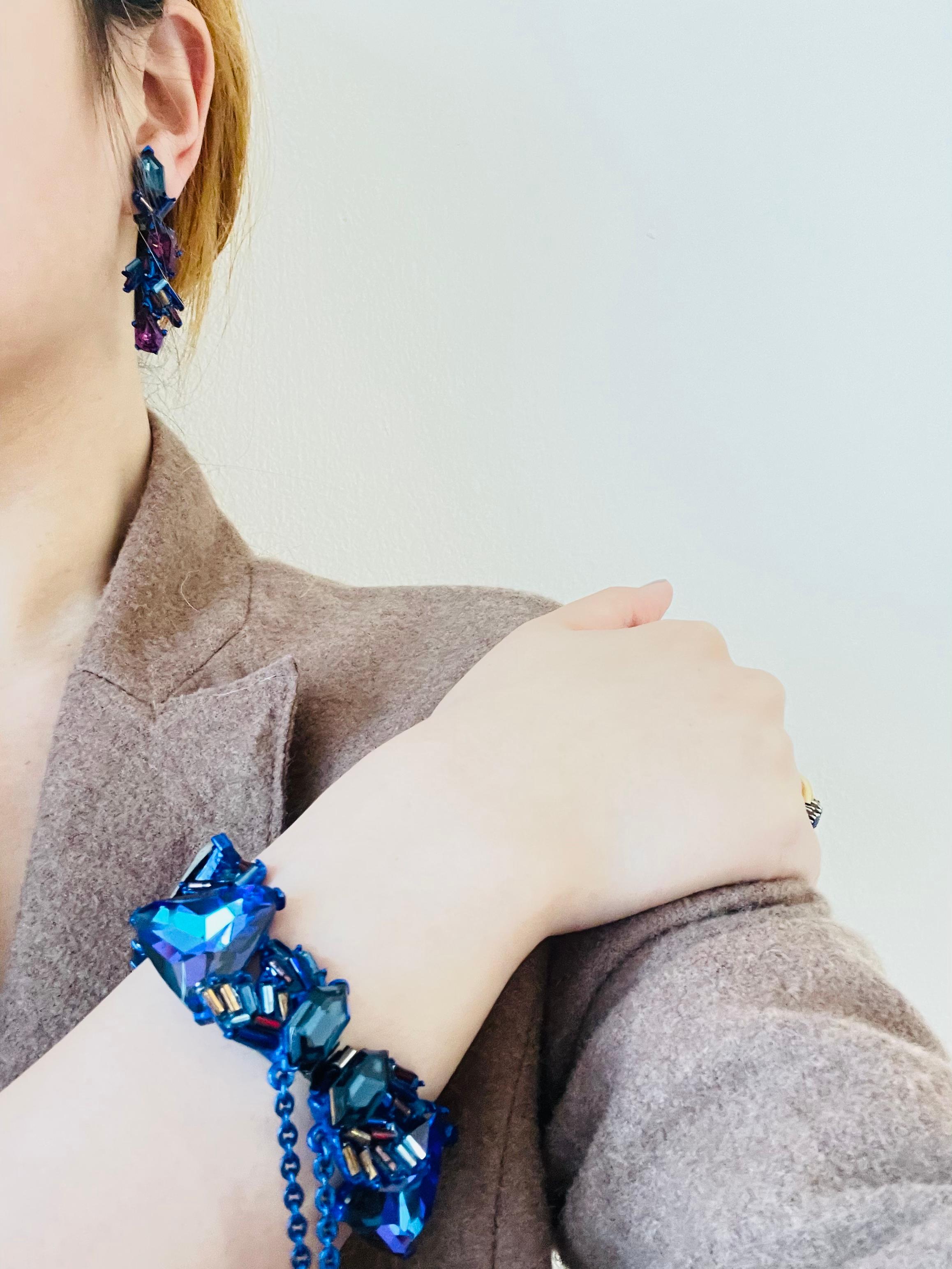 Christian Lacroix Vintage 1980s Crystals Navy Purple Iridescent Bangle Bracelet For Sale 3