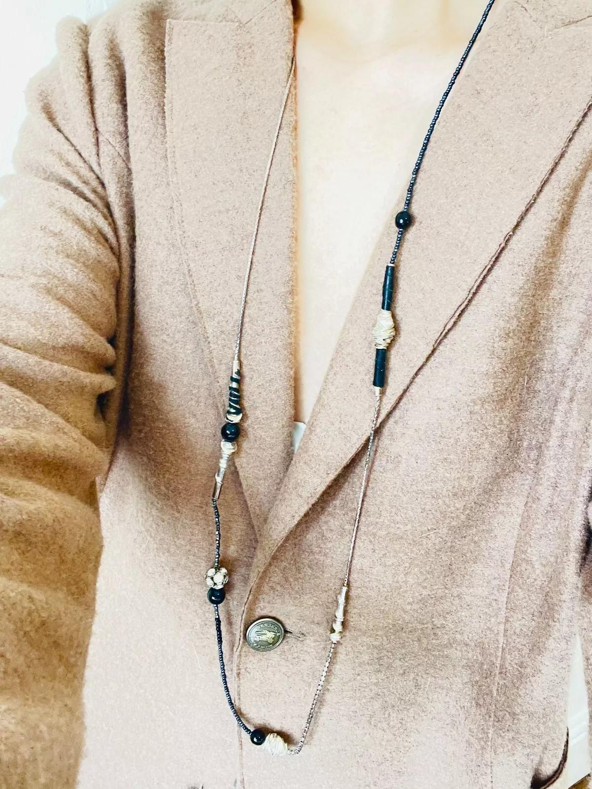 Christian Lacroix Vintage 1980 Masai Black Silver Beads Crystals Long Necklace en vente 3