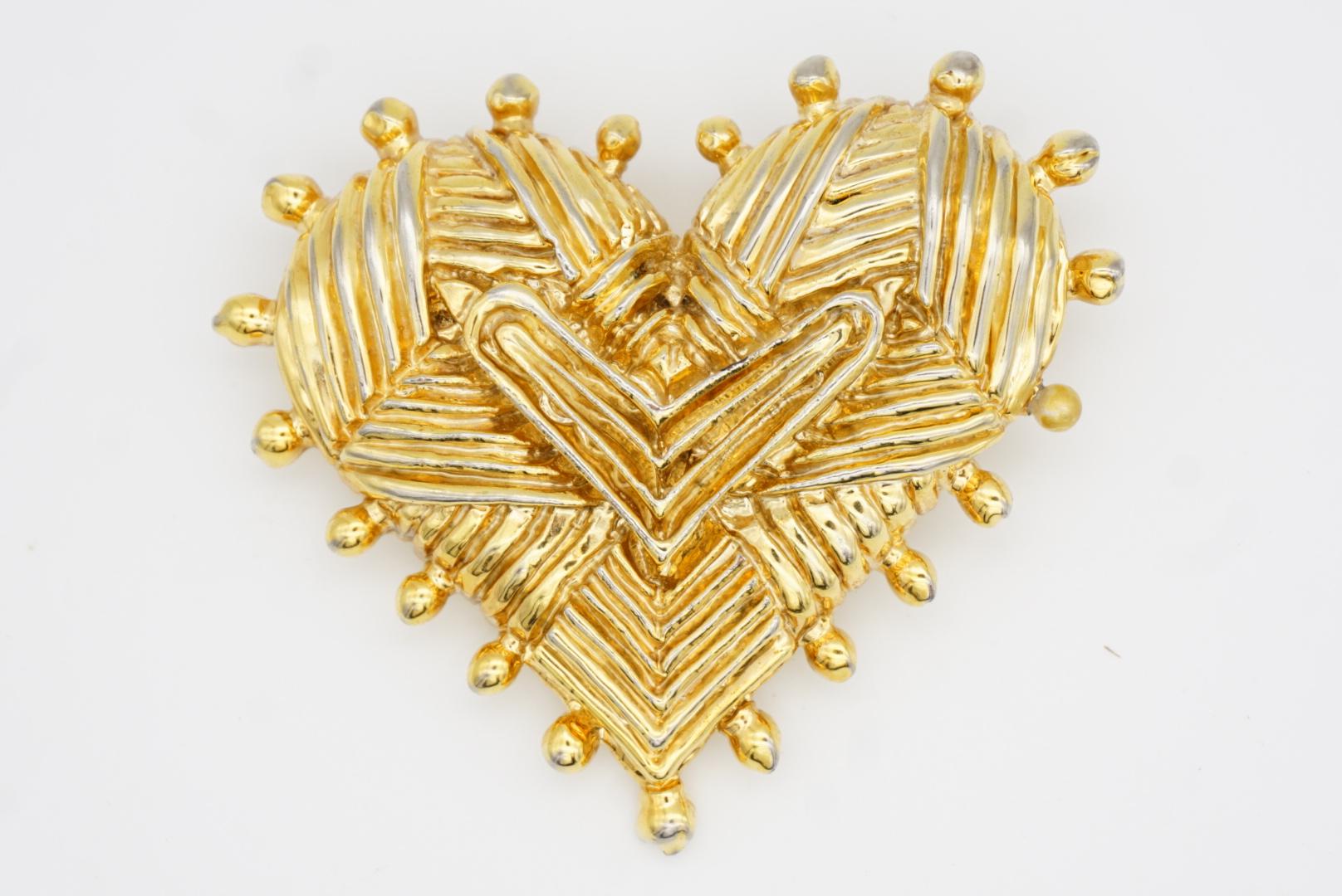 Christian Lacroix Vintage 1990 Gold texturiert riesige Crisscross Herz Dots Brosche im Angebot 3