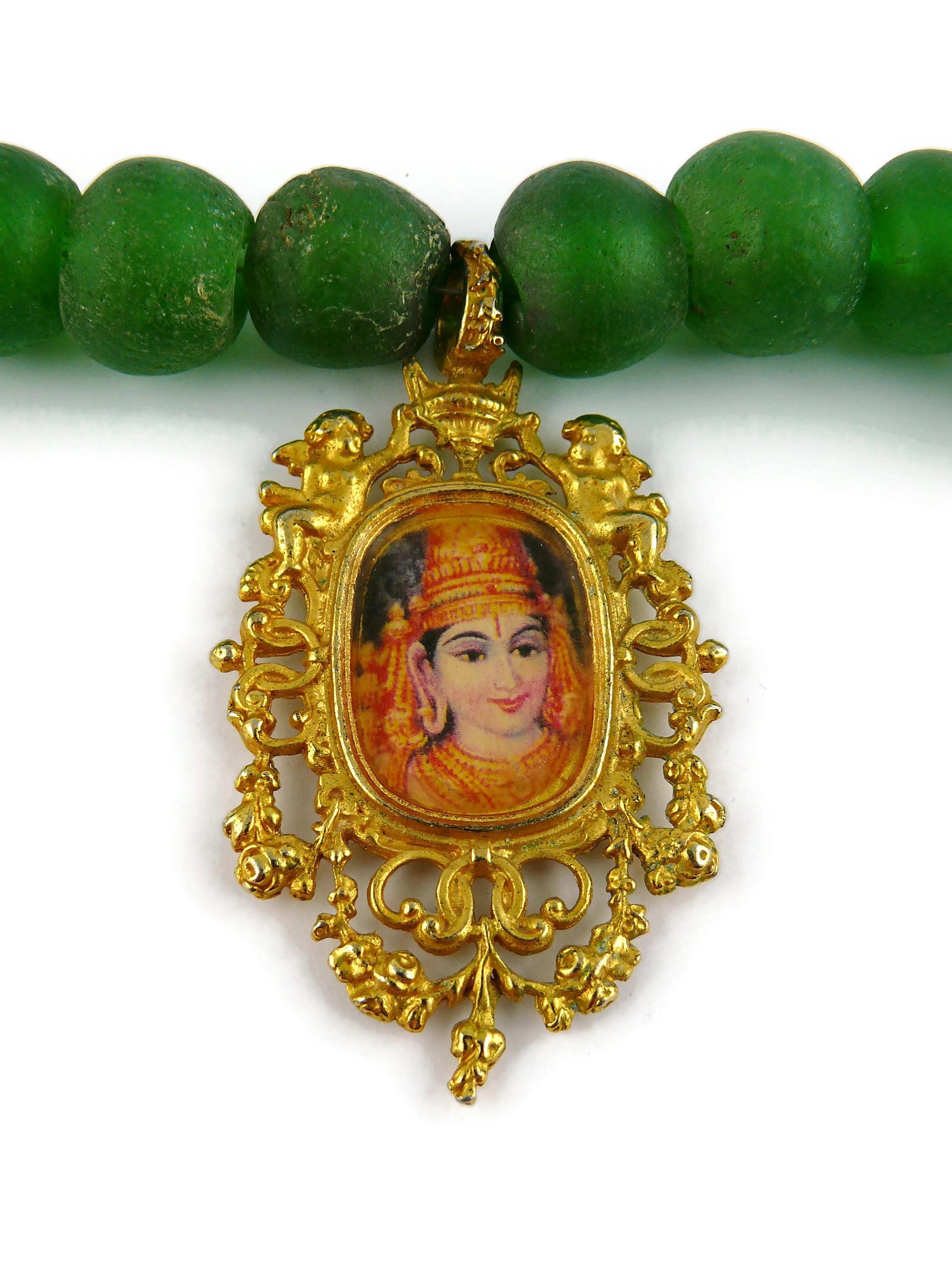 Christian Lacroix Vintage Antique Green Glass Beads and Deity Medallion Necklace In Fair Condition For Sale In Nice, FR