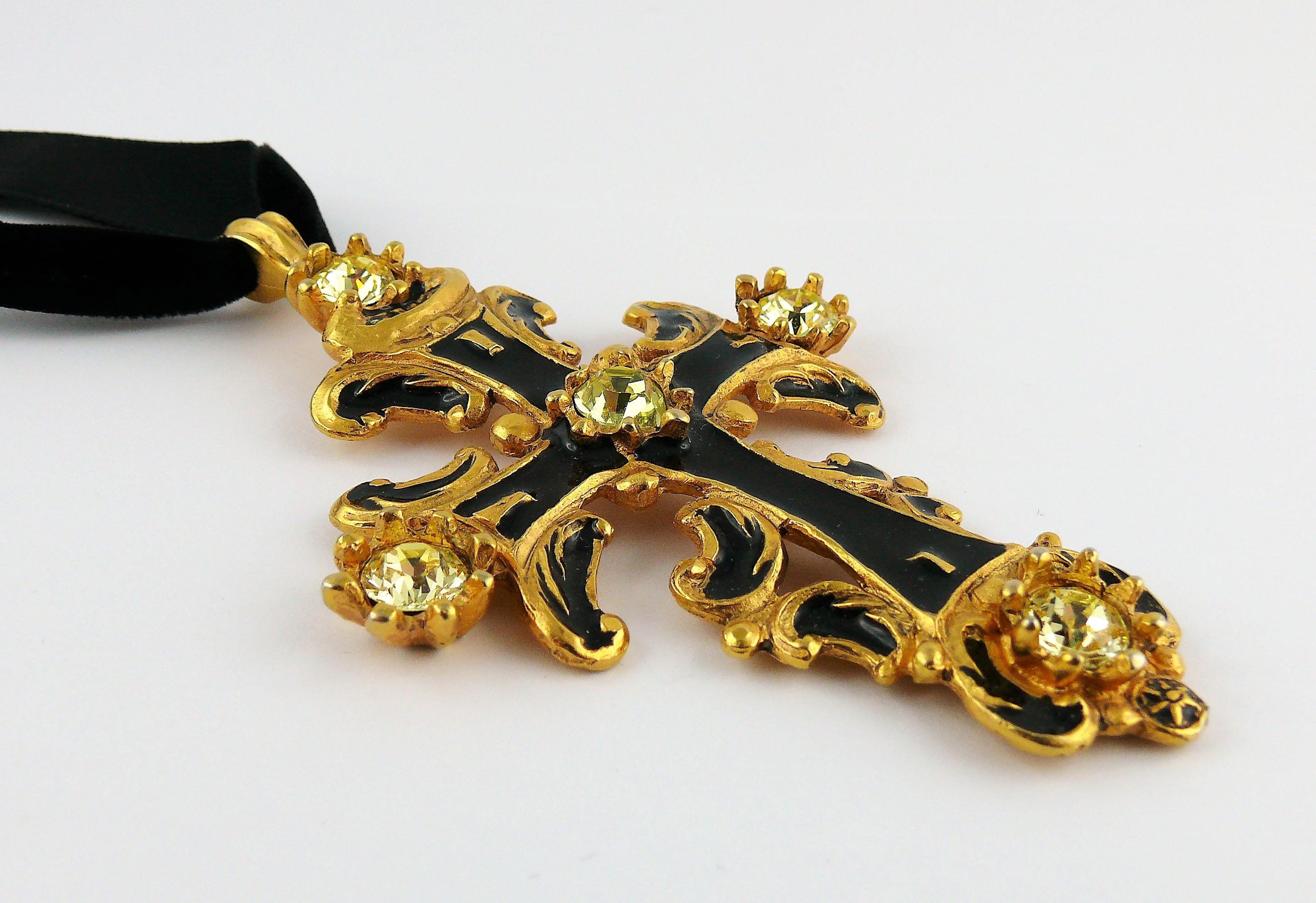 vintage baroque cross necklace