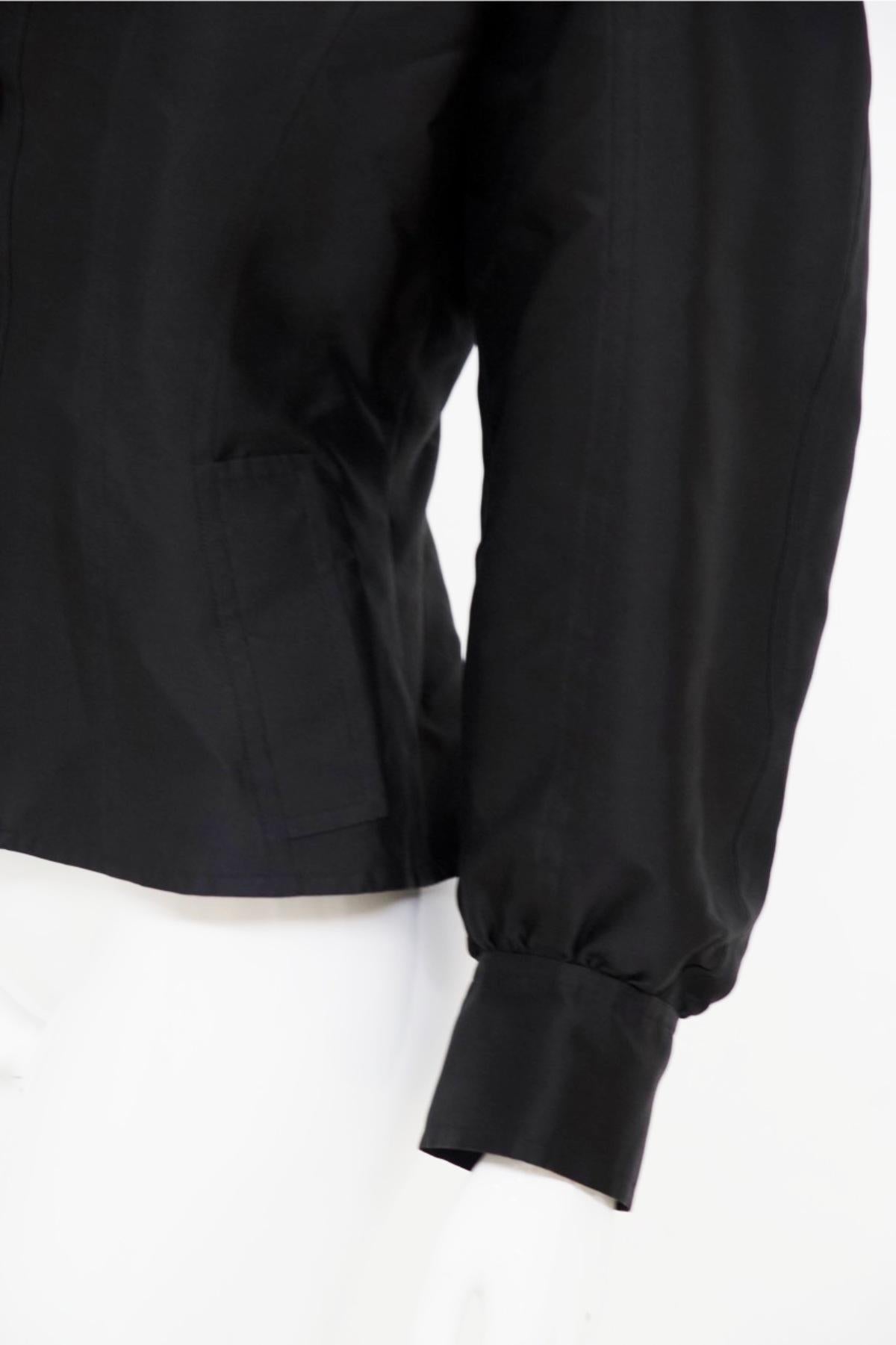 Christian Lacroix Giacca nera vintage con spalline in vendita 7