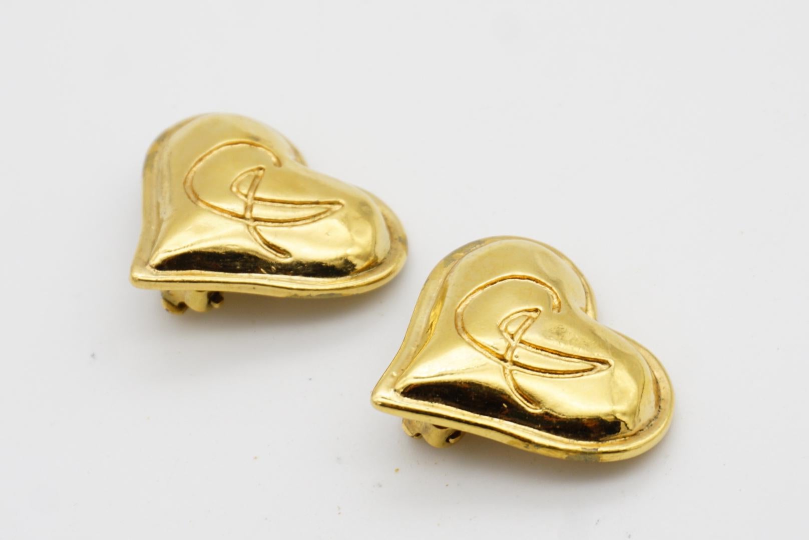 Christian Lacroix Vintage Classic Cross Logo Monogram Heart Love Clip Earrings en venta 4