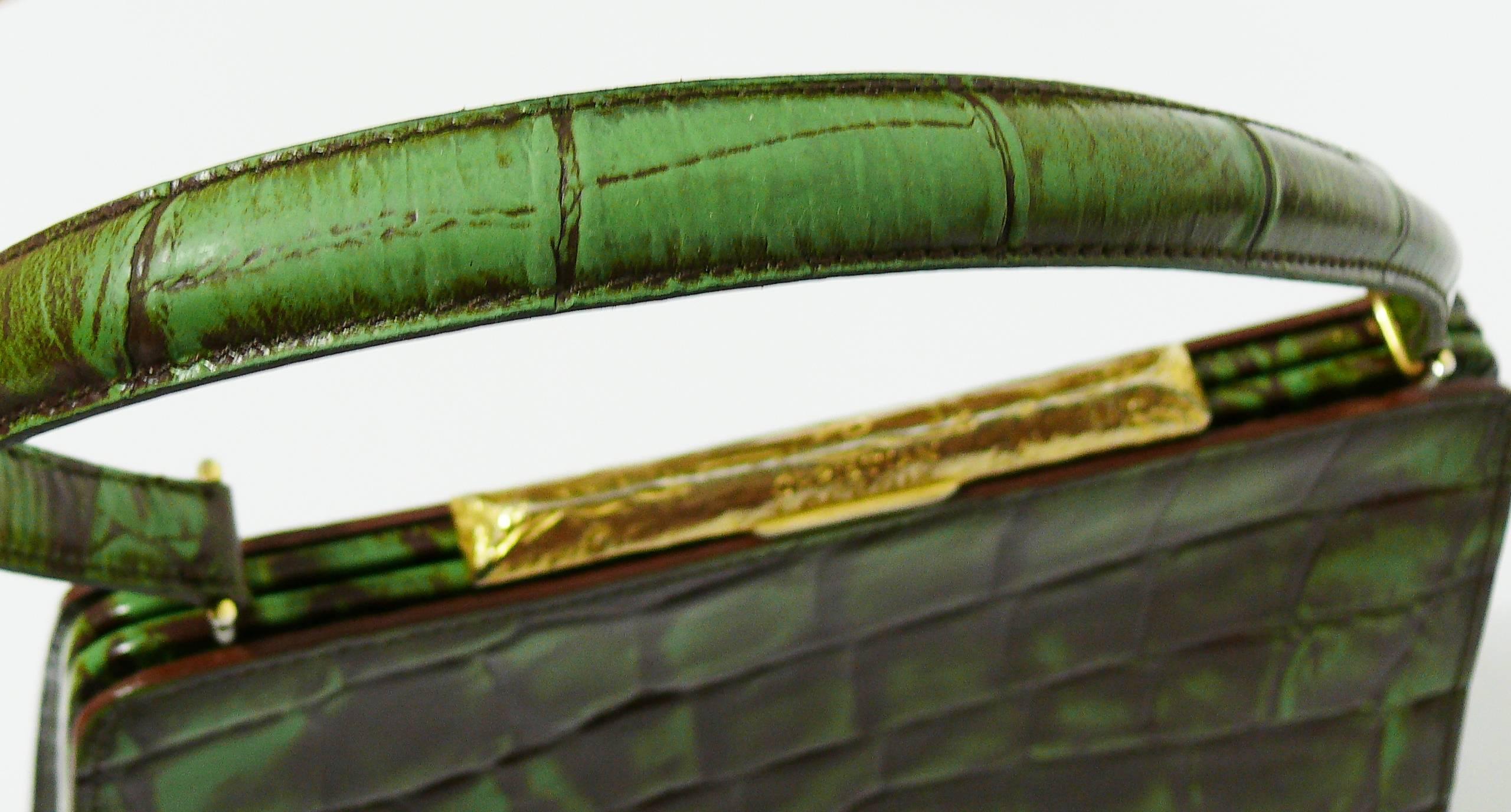 Christian Lacroix Vintage Handtasche mit Krokodillederprägung 13