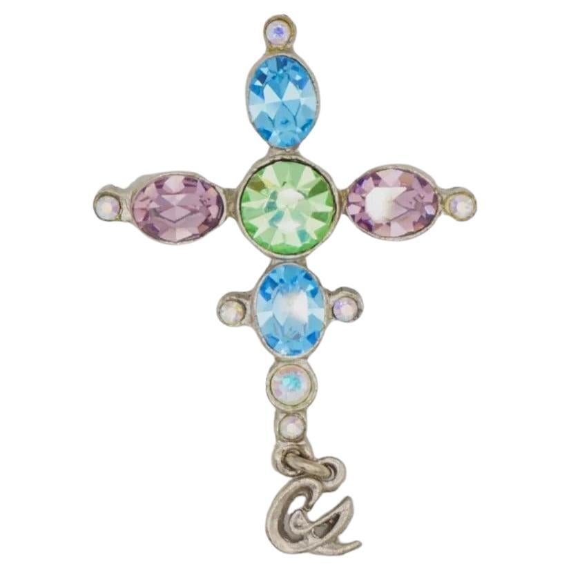 Christian Lacroix Vintage Cross Blue Pink Green Crystals Pendant Brooch Silver Tone

Can be worn as brooch or necklace pendant. 100% Genuine. 

Very good condition. A very beautiful brooch, signed at the back. 

Size: 4.8*3.3 cm. 

Weight: 10