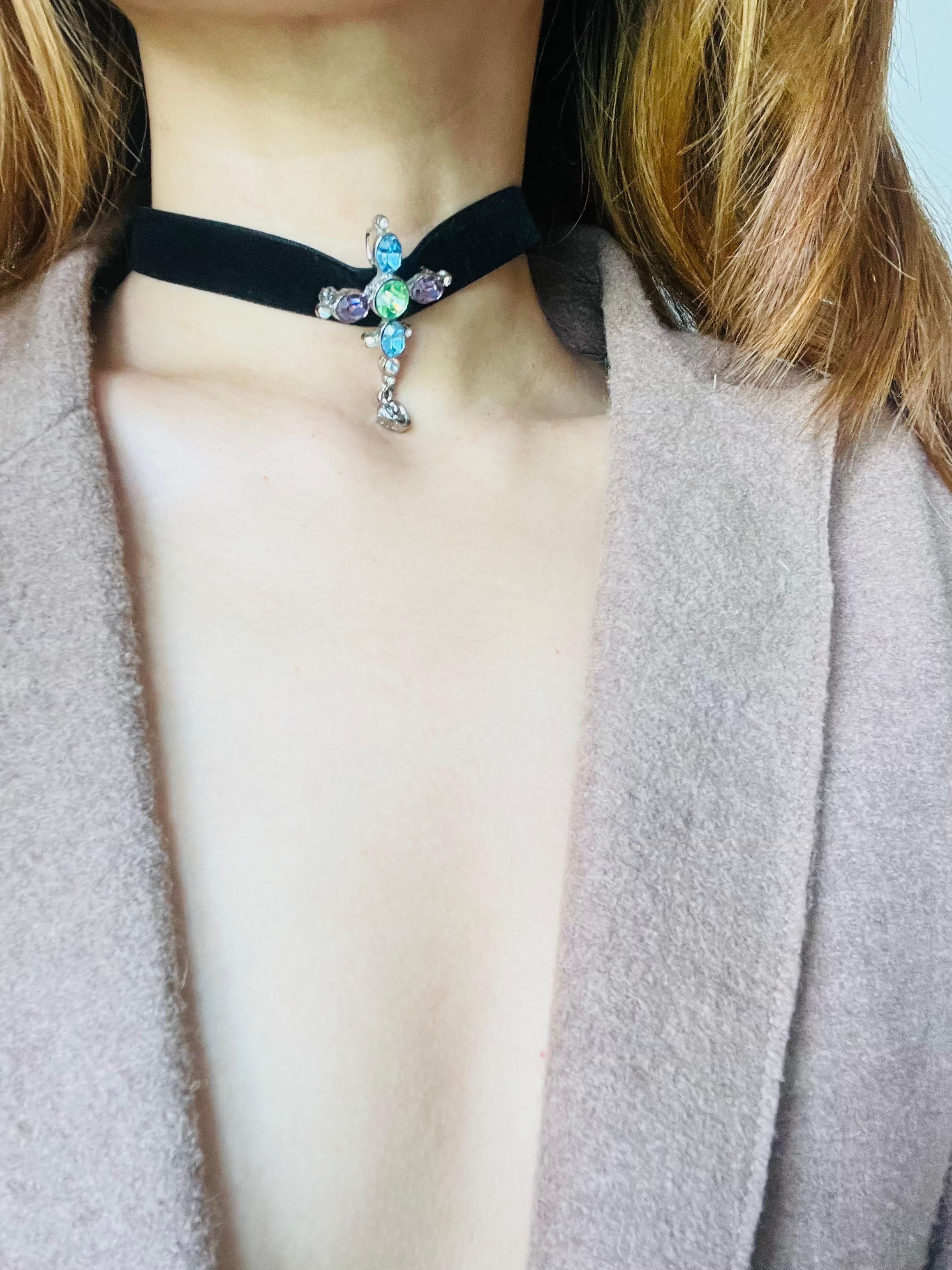 Christian Lacroix Vintage Cross Blue Pink Green Crystals Silver Pendant Brooch For Sale 2