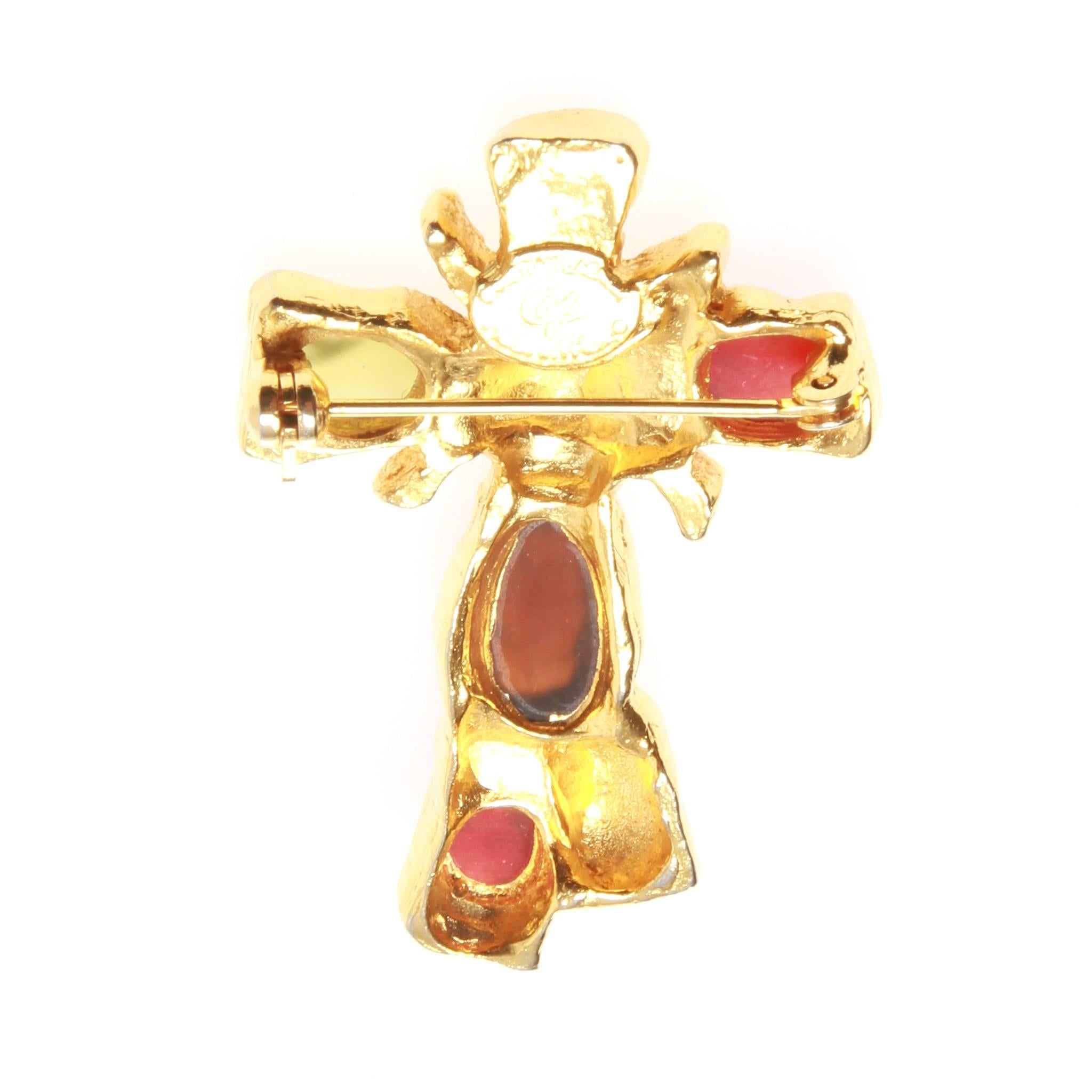 Christian Lacroix vintage brooch formed of vibrant gold-tone metal and coloured glass. 

Engraved: Christian Lacroix CL Made in France 

Roll needle fastening