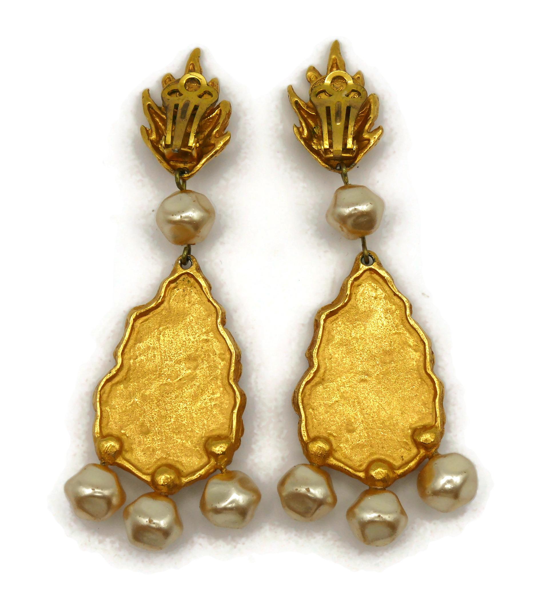 CHRISTIAN LACROIX Boucles d'oreilles pendantes vintage en vente 3