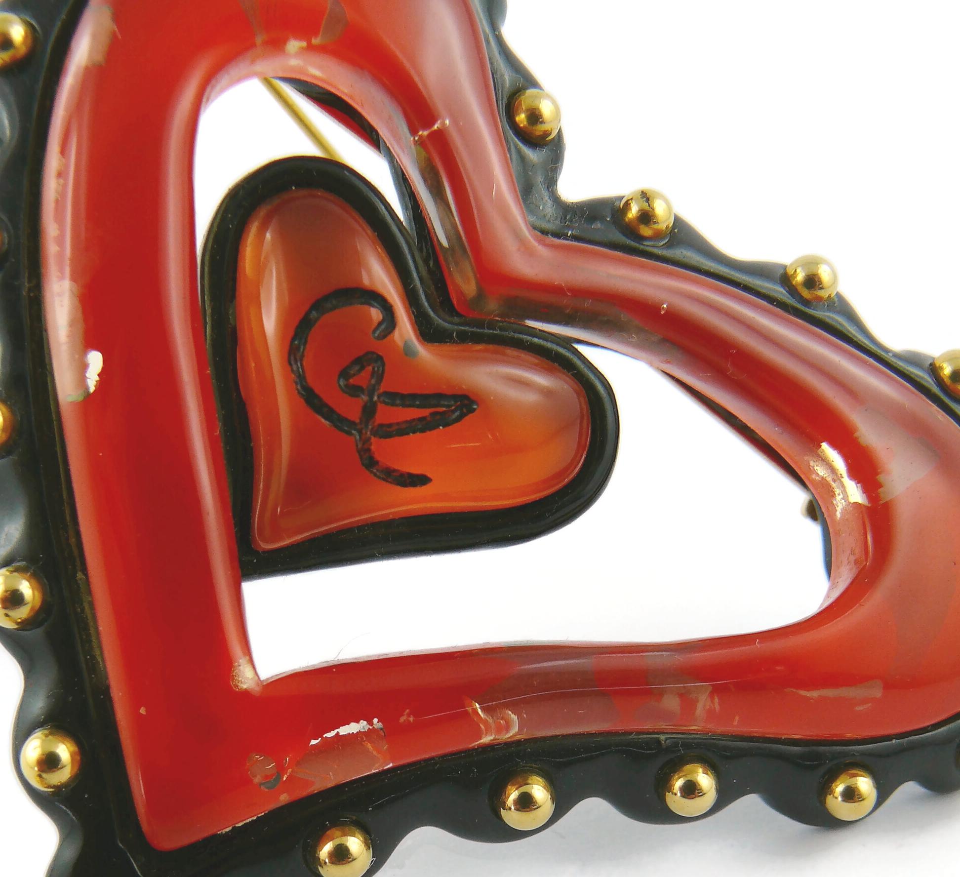 Christian Lacroix Vintage Double Heart Resin Brooch 7