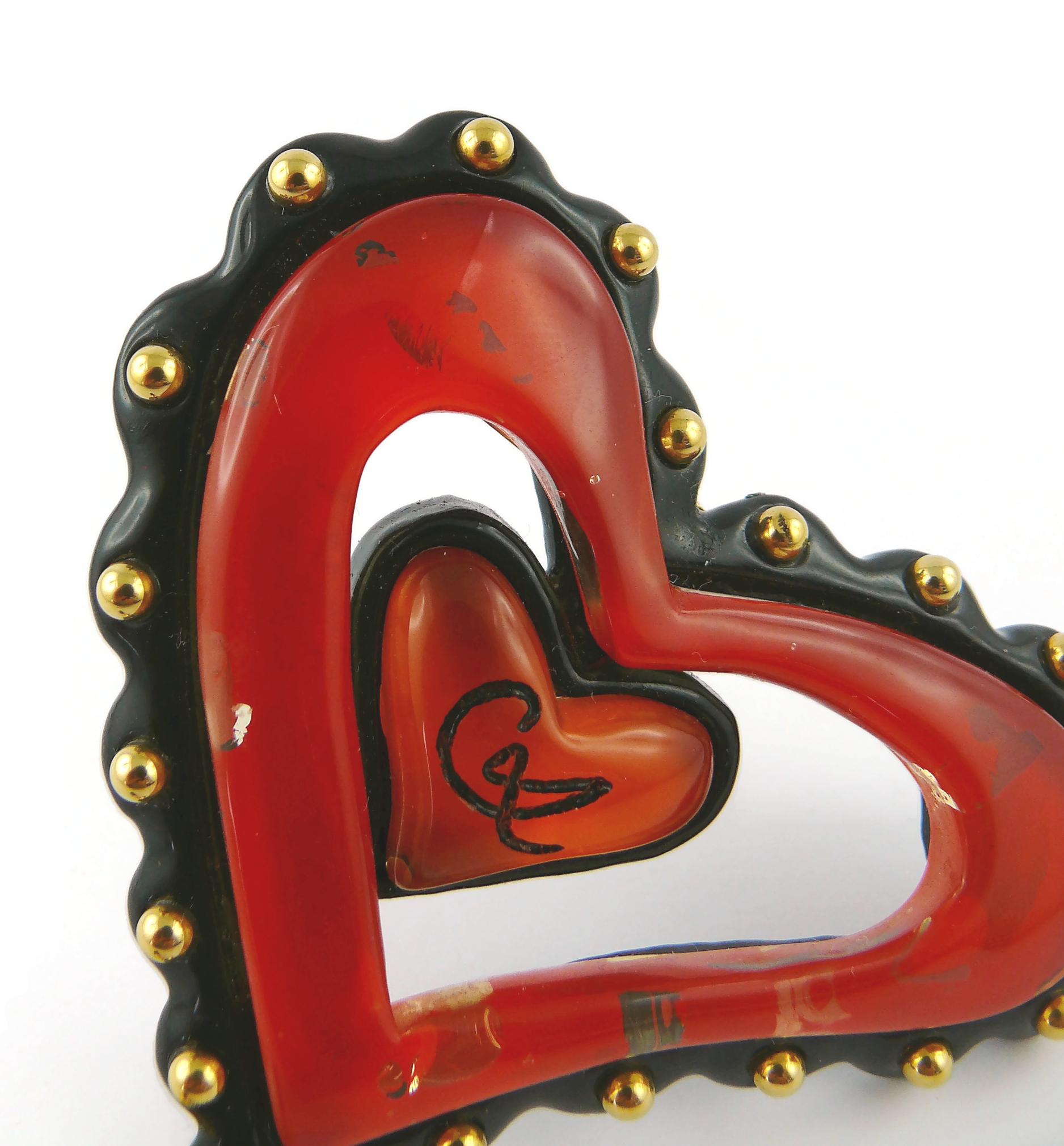 Christian Lacroix Vintage Double Heart Resin Brooch 5