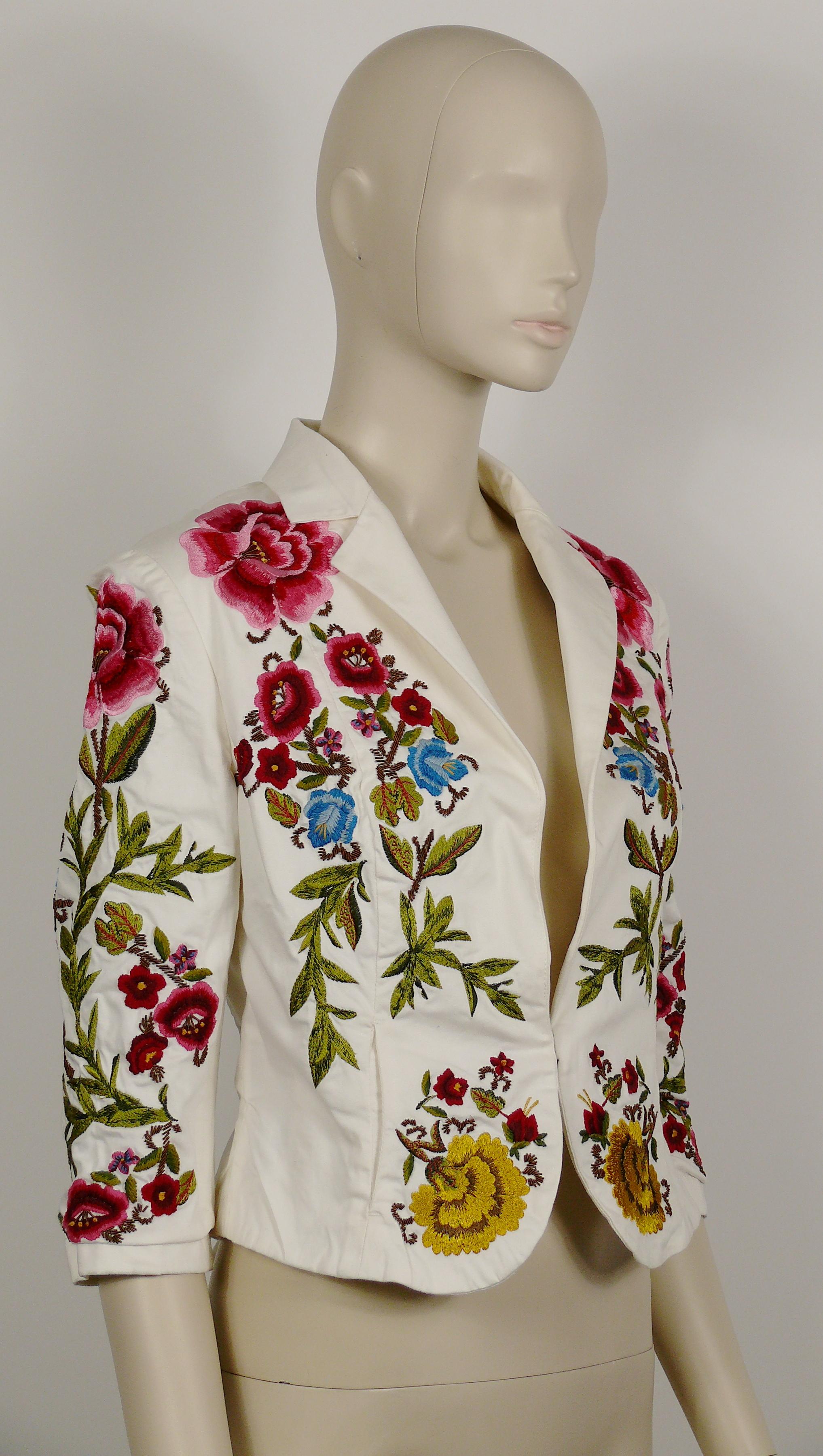 floral embroidered blazer