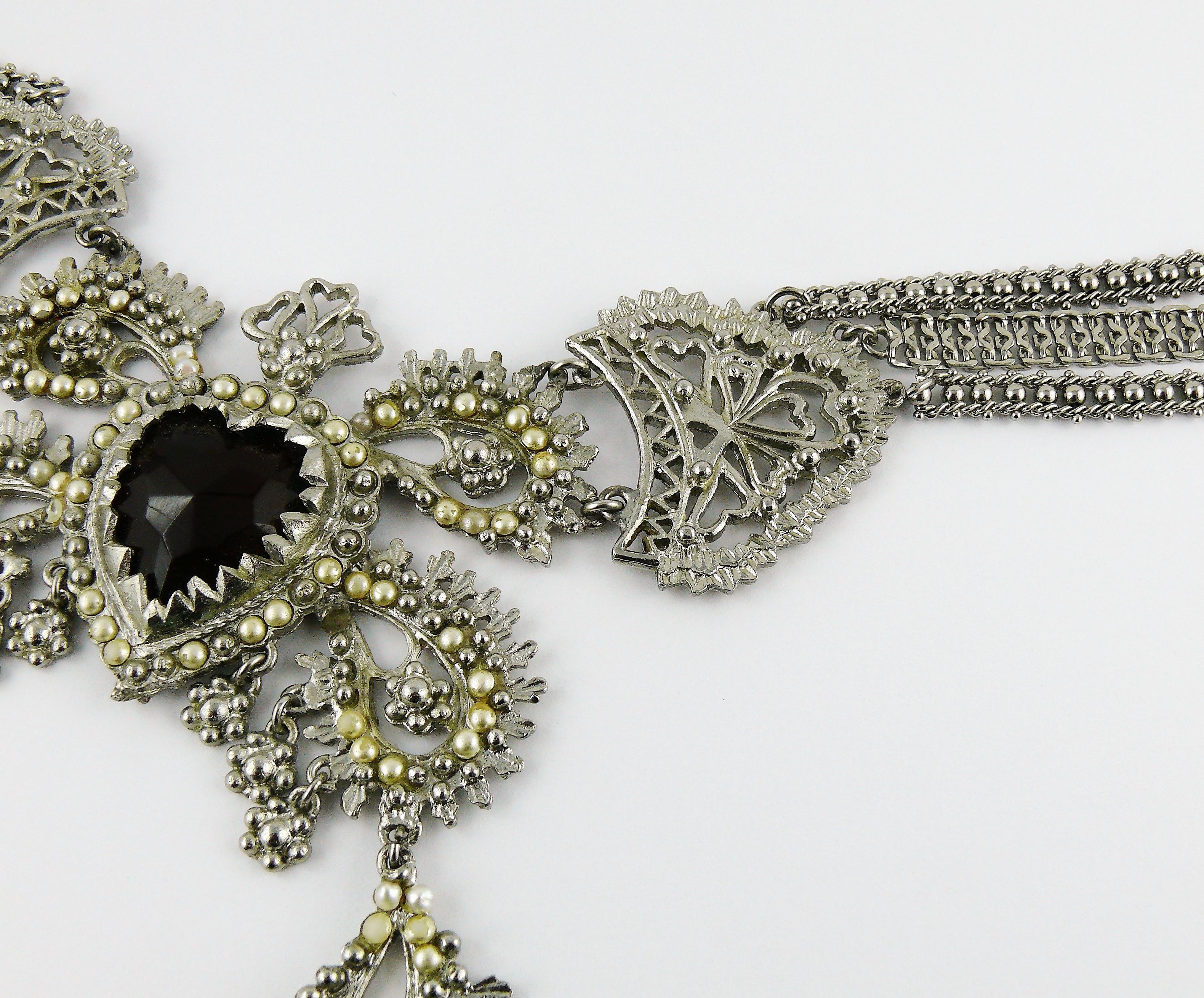 Christian Lacroix Vintage Ex Voto Sacred Heart Necklace In Fair Condition For Sale In Nice, FR