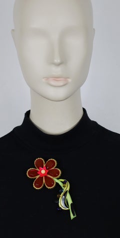 Spilla in resina a forma di fiore vintage di Christian Lacroix