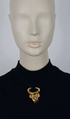 CHRISTIAN LACROIX Vintage Gold Tone Bull Head Brooch
