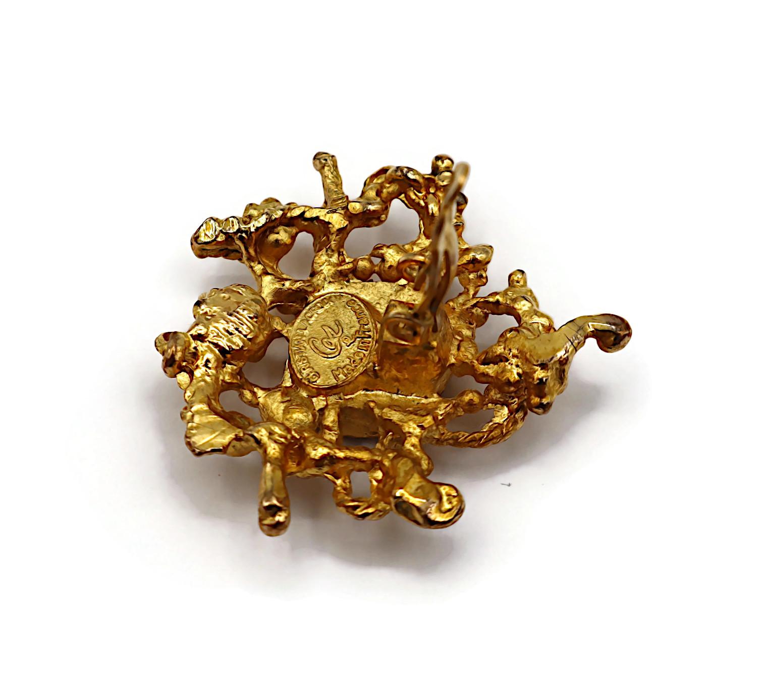 CHRISTIAN LACROIX Pendientes de clip vintage en tono dorado en venta 12