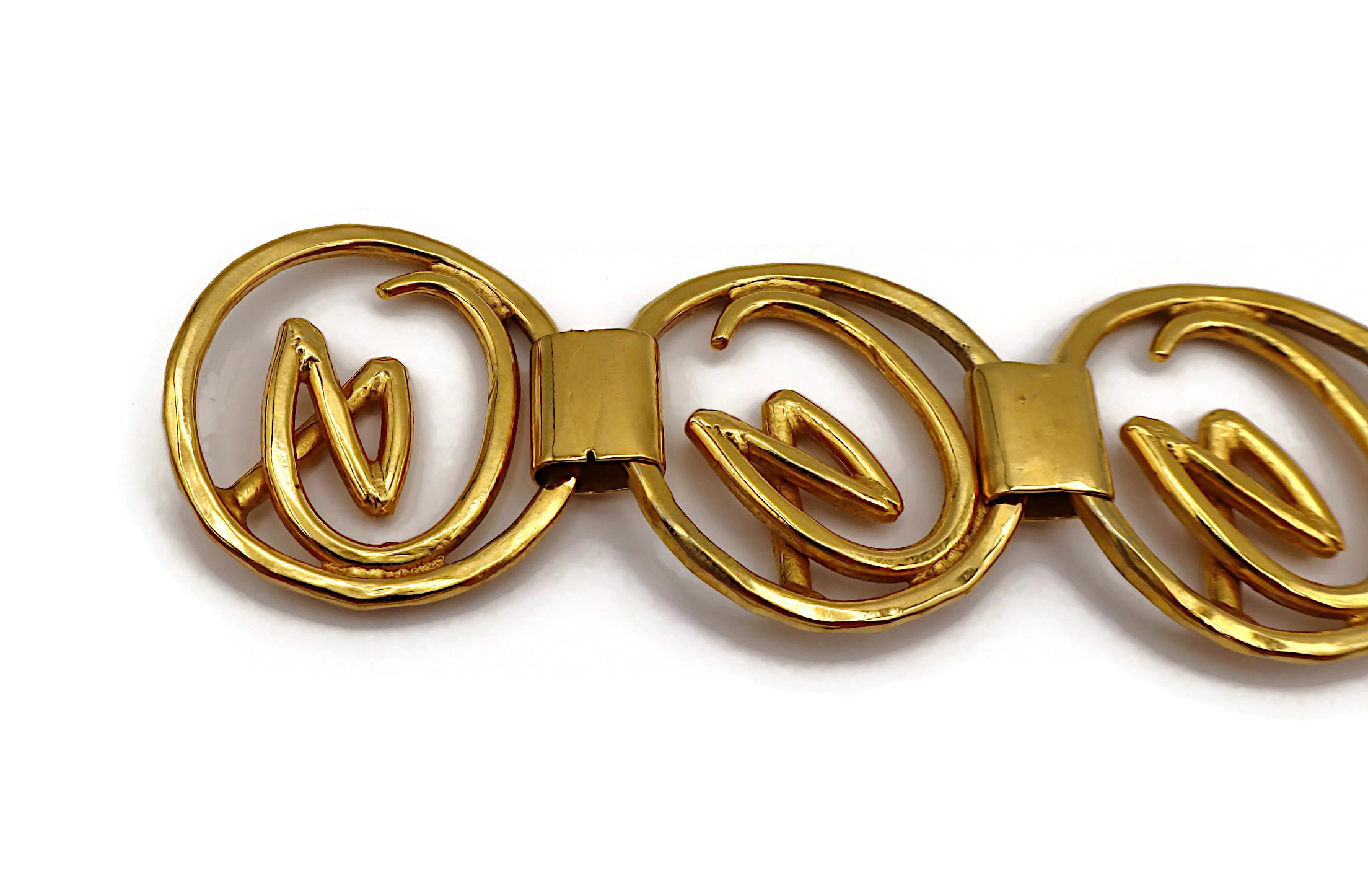 CHRISTIAN LACROIX Bracciale Vintage con Logo Iconico in tonalità oro in vendita 8