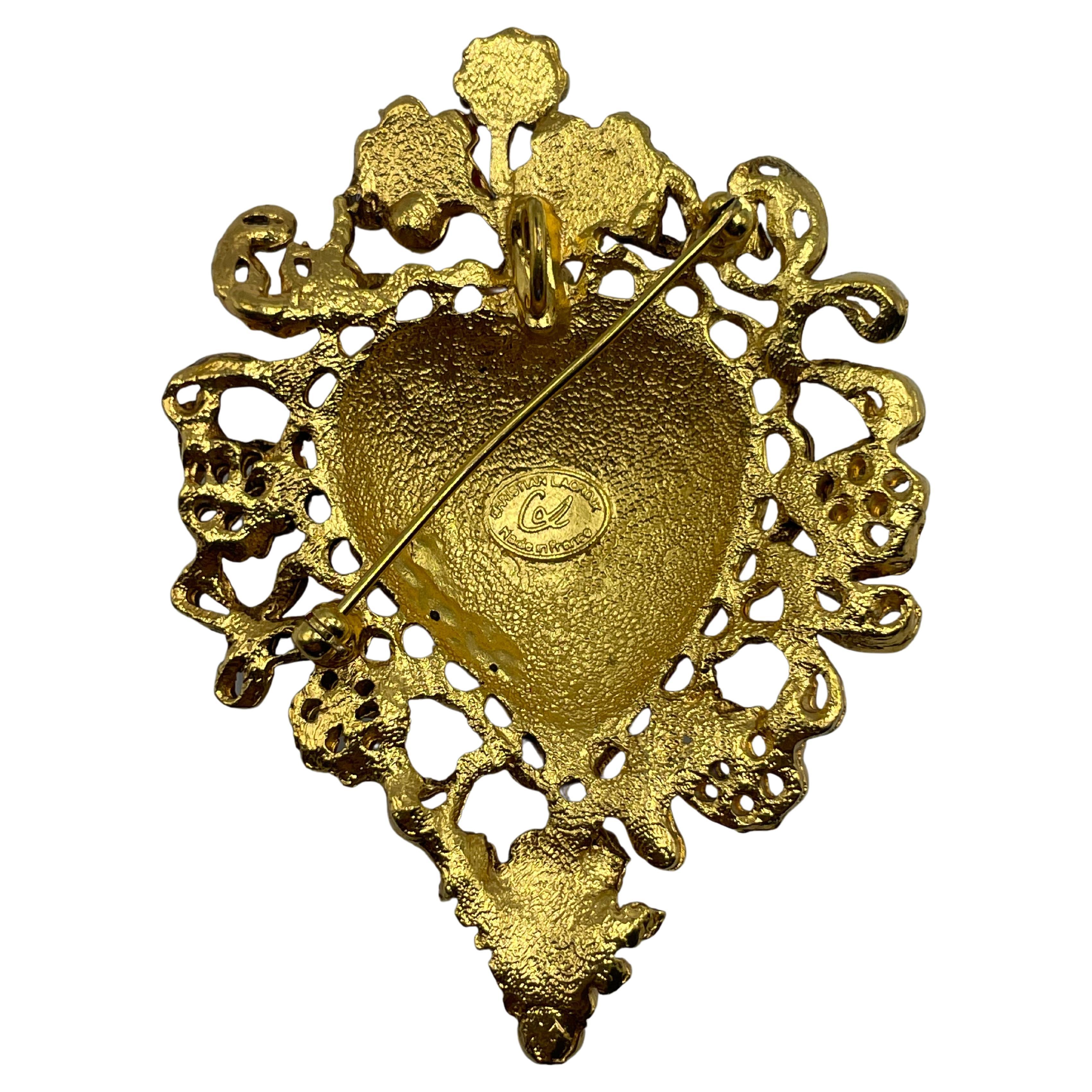 Christian Lacroix Vintage Gold Toned Brooch In Good Condition For Sale In Palm Beach, FL