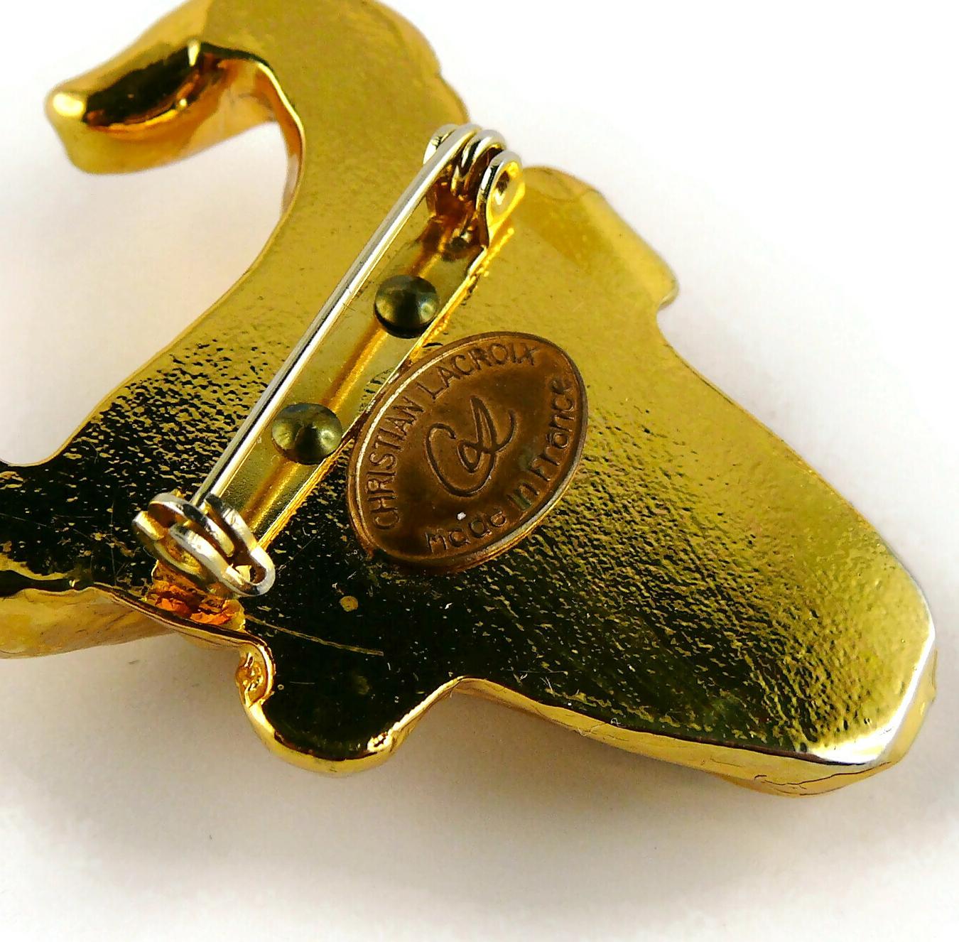 Christian Lacroix Broche vintage en forme de tête de taureau en or Pour femmes en vente