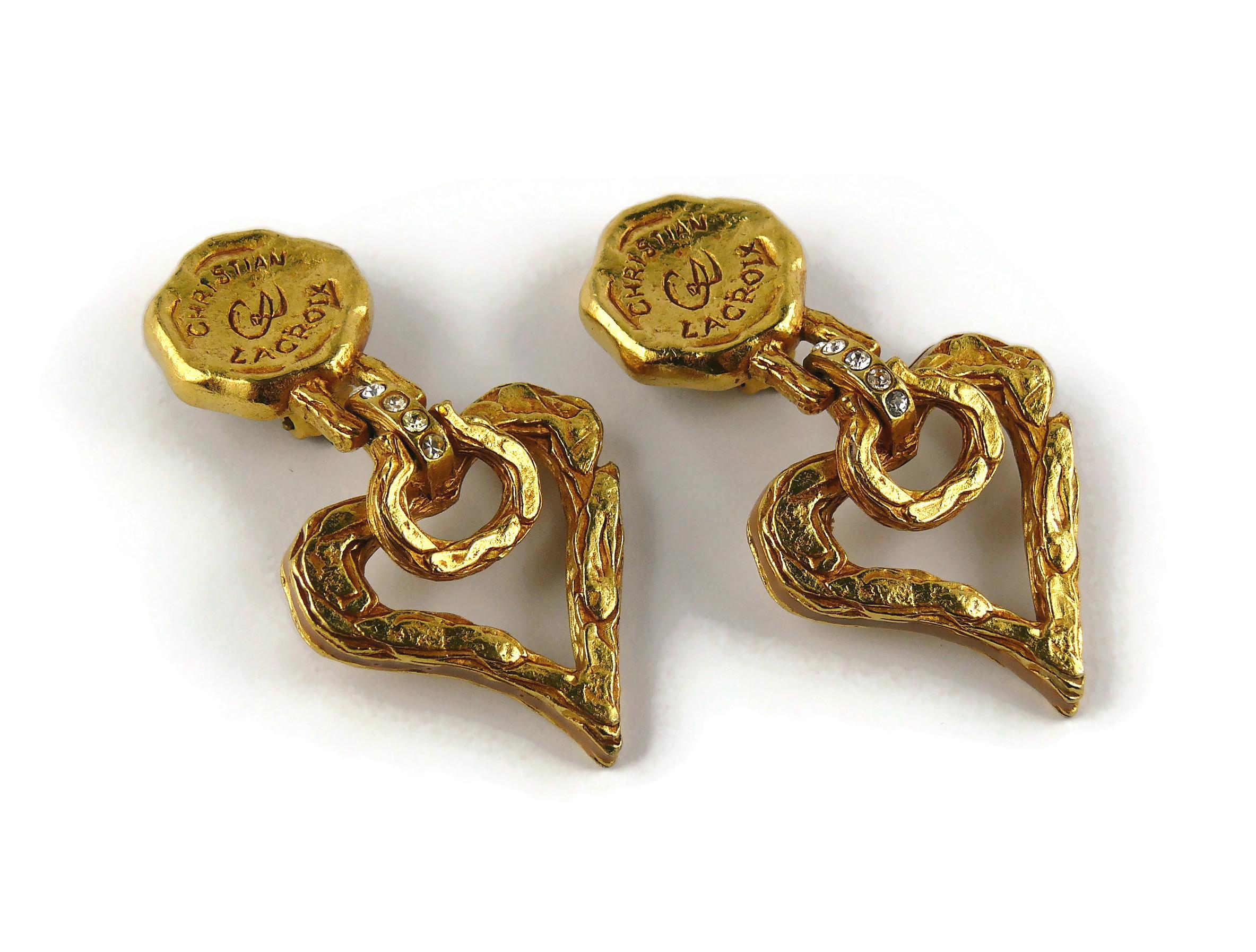 Christian Lacroix Vintage Gold Toned Door Knocker Heart Dangling Earrings In Good Condition In Nice, FR