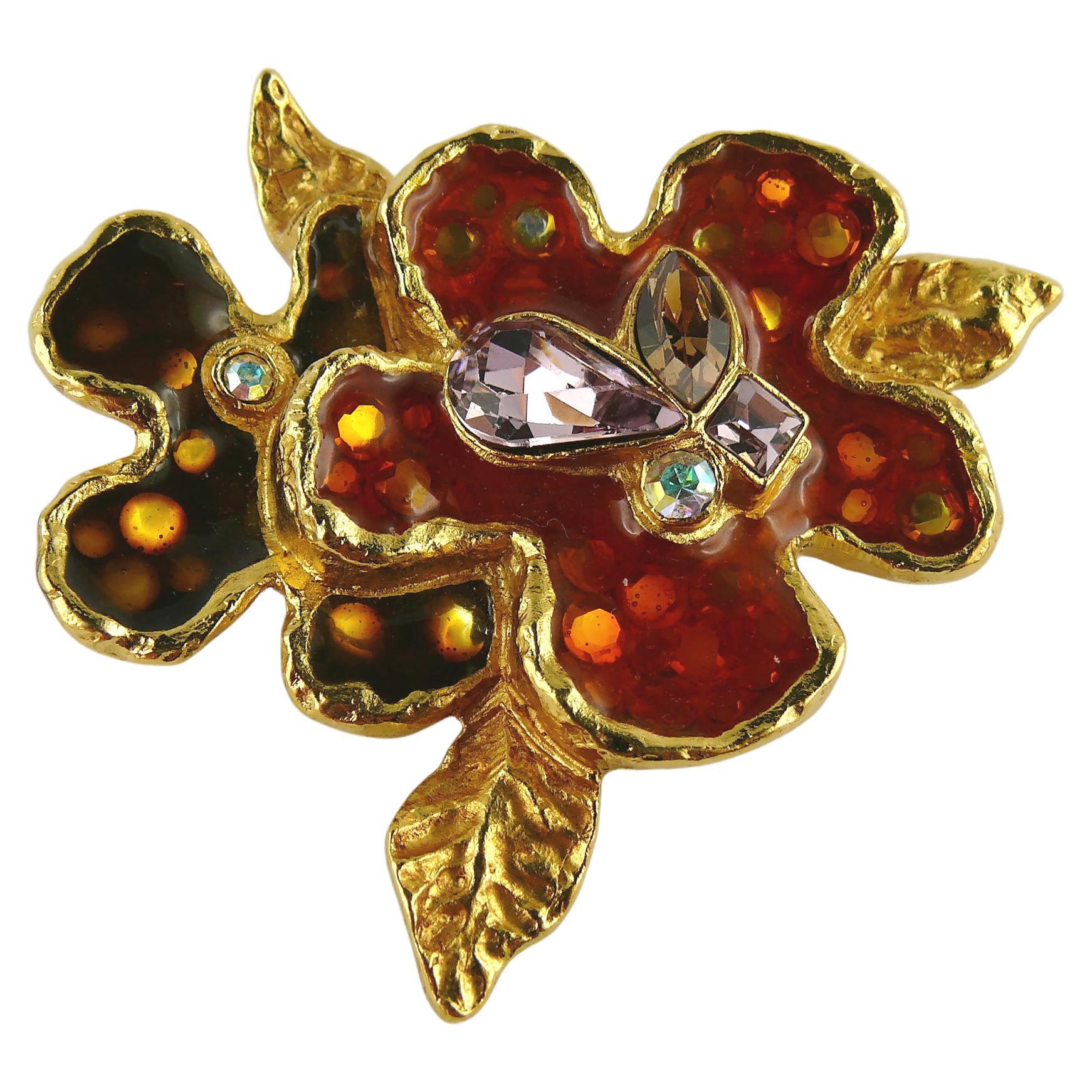 Christian Lacroix Vintage Gold getönte Emaille-Blumenbrosche mit Blumen in Goldtönen