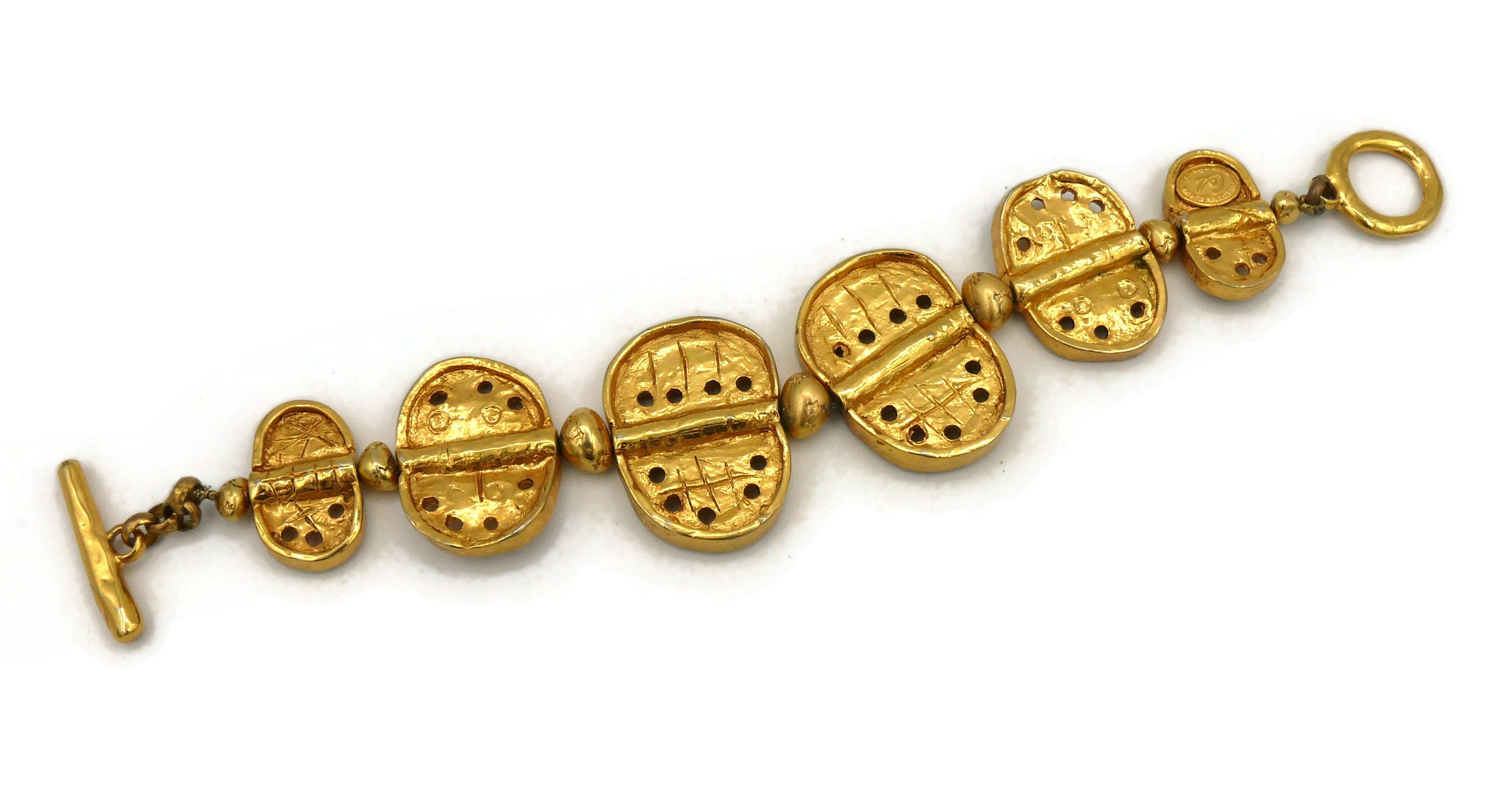 Christian Lacroix, bracelet à maillons vintage en or avec graffitis en vente 5