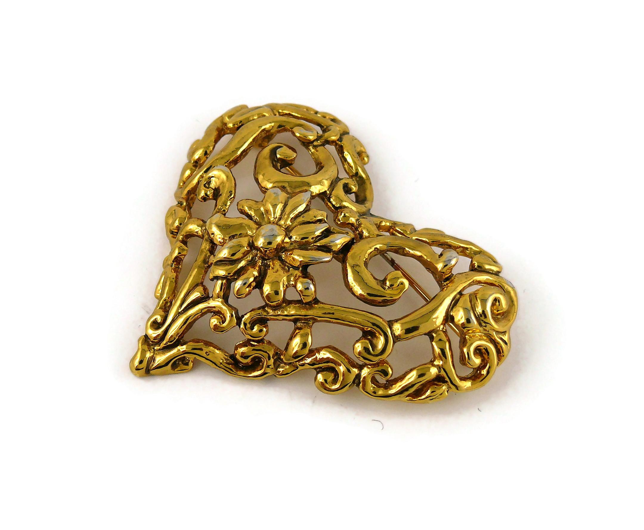 Christian Lacroix Vintage Gold Toned Heart Brooch 1