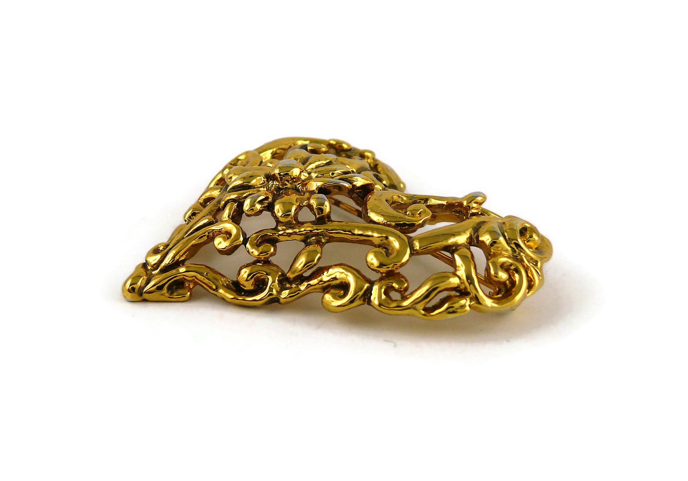 Christian Lacroix Vintage Gold Toned Heart Brooch 3