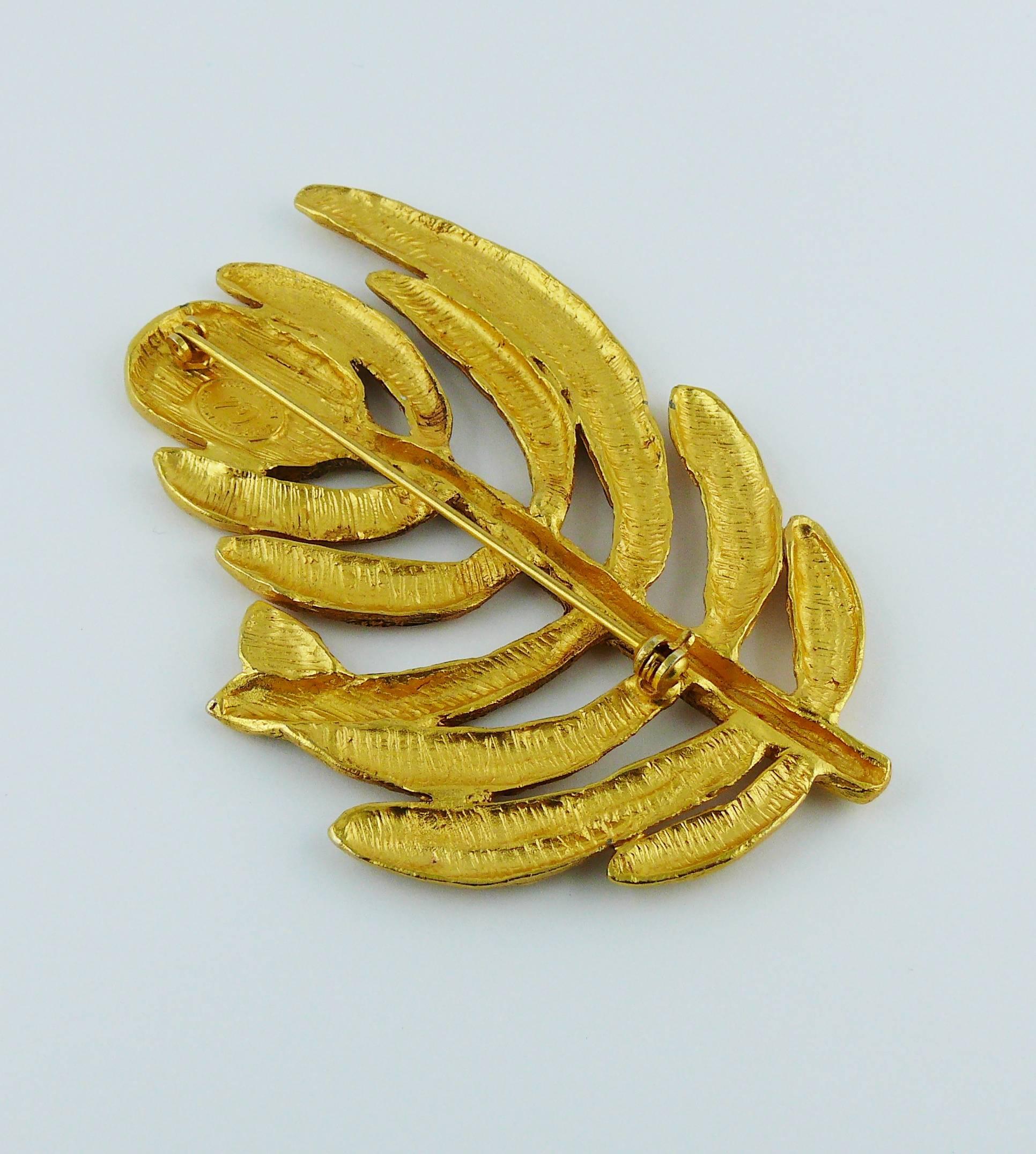 Christian Lacroix Vintage Gold Toned Palm Brooch 2