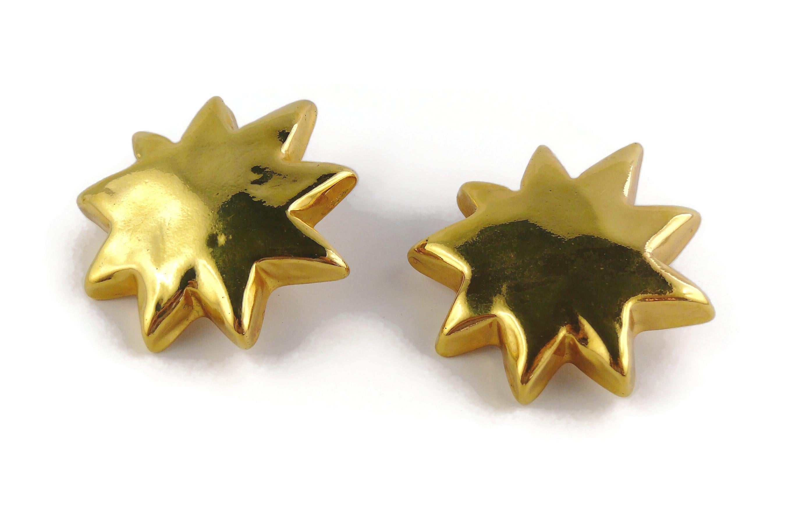 Christian Lacroix Vintage Gold Toned Resin Iconic Starburst Clip-On Earrings For Sale 2