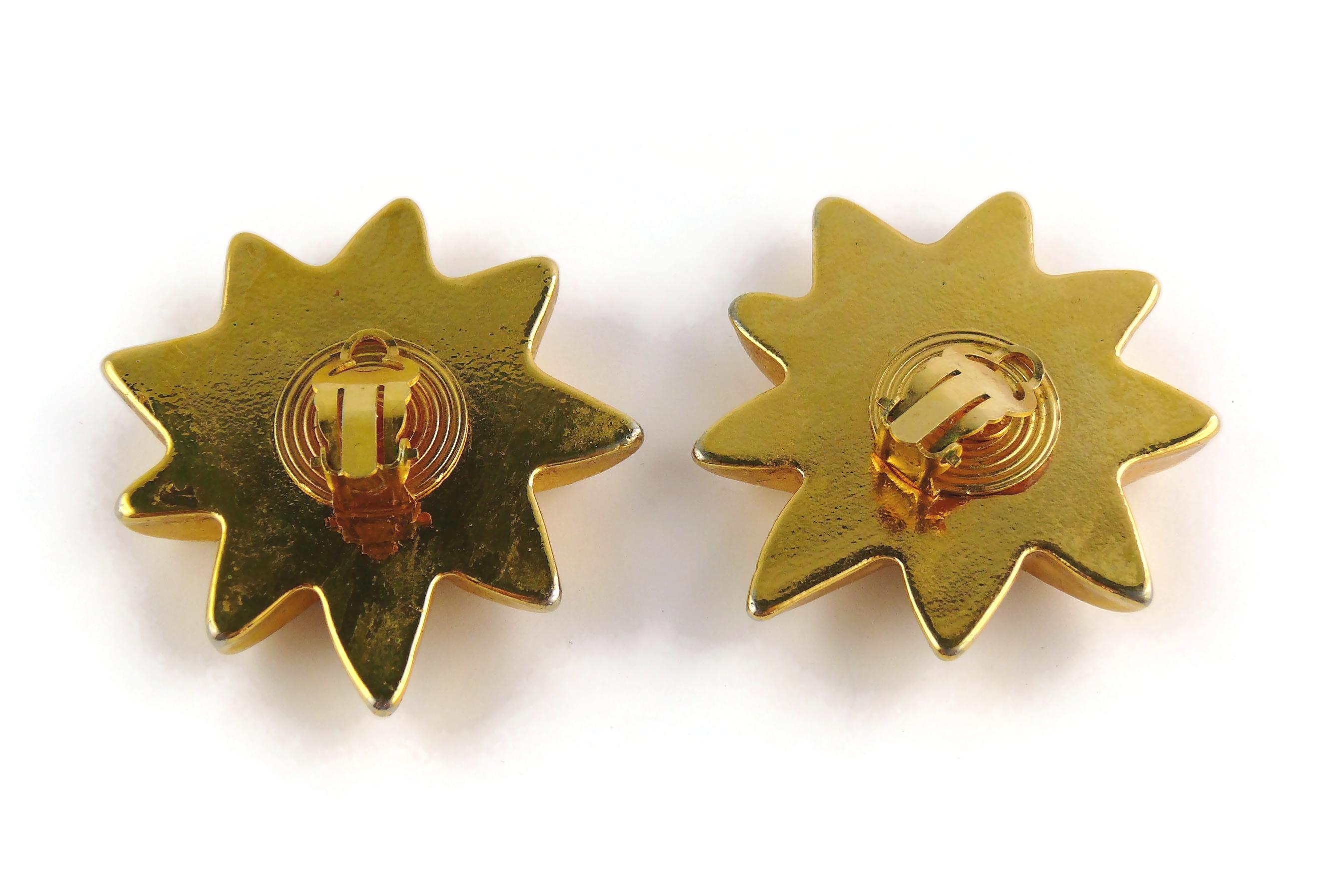 Christian Lacroix Vintage Gold Toned Resin Iconic Starburst Clip-On Earrings For Sale 3