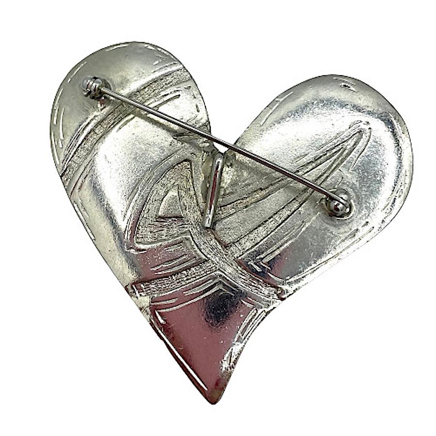 CHRISTIAN LACROIX Collier cœur vintage en métal argenté plaqué en vente 1