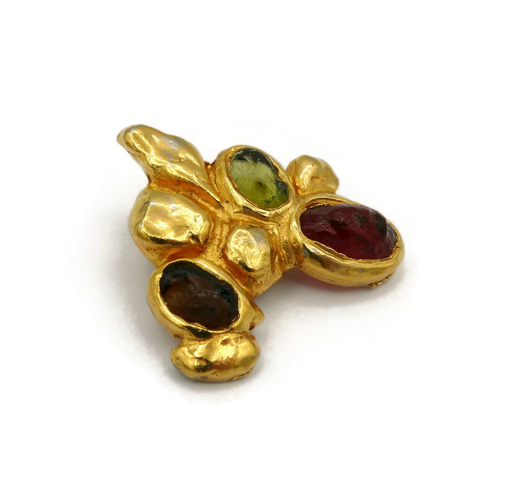 CHRISTIAN LACROIX Vintage Heart Clip-On Earrings For Sale 1