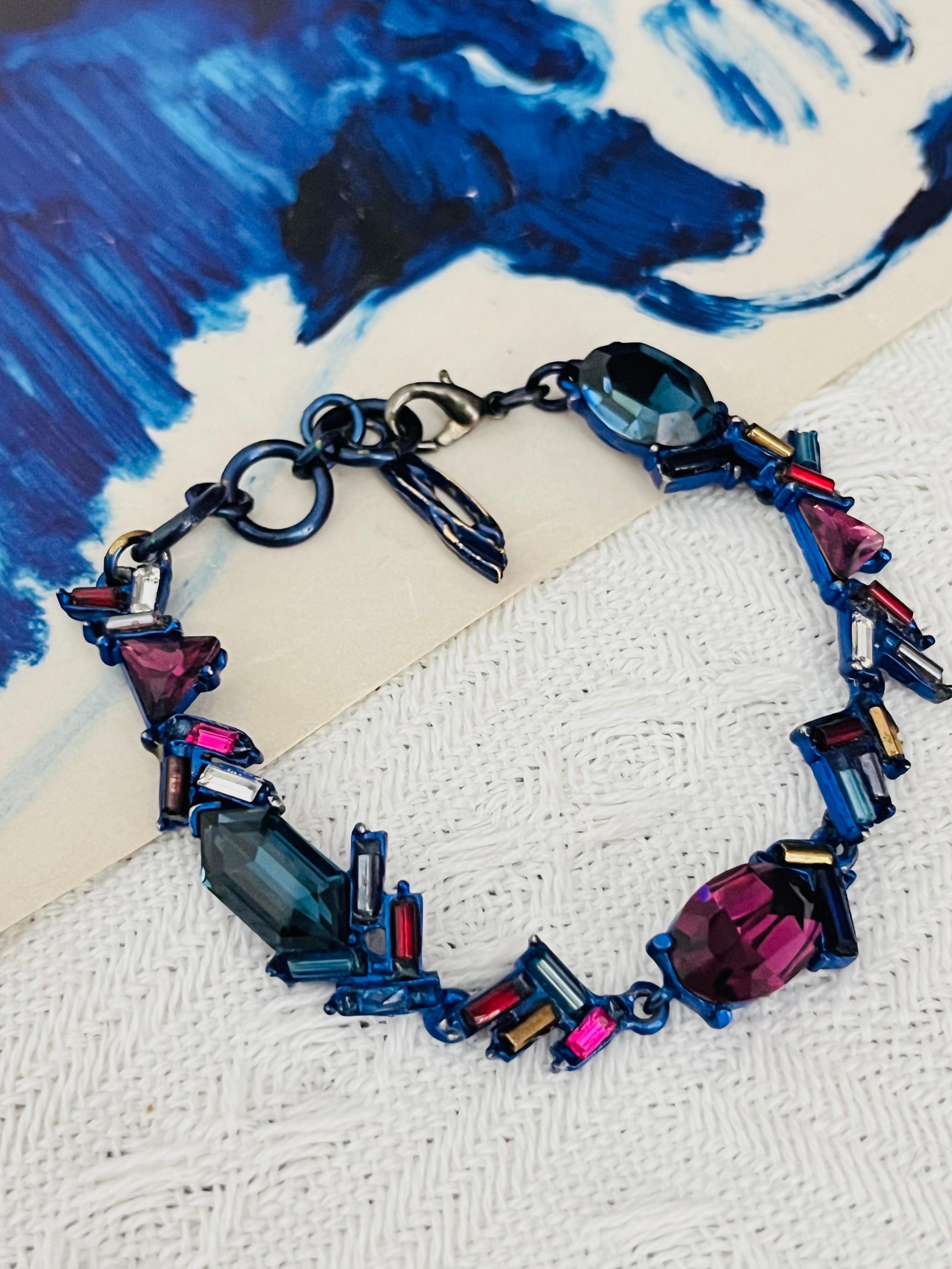 Art déco Christian Lacroix Vintage Hexagon Oval Triangle Navy Purple Iridescent Bracelet en vente
