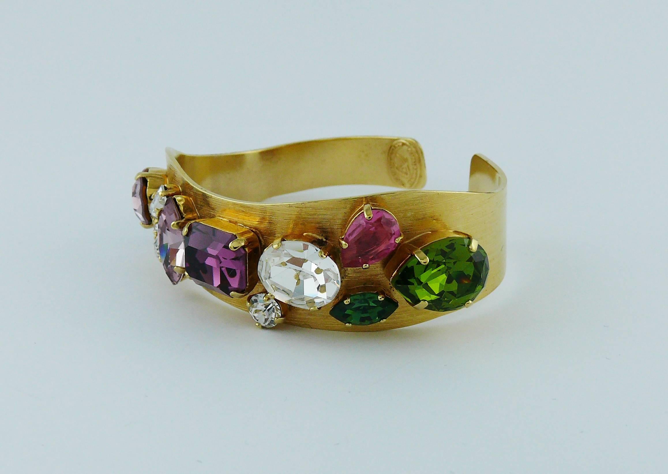 Christian Lacroix, bracelet jonc vintage orné de bijoux Pour femmes en vente