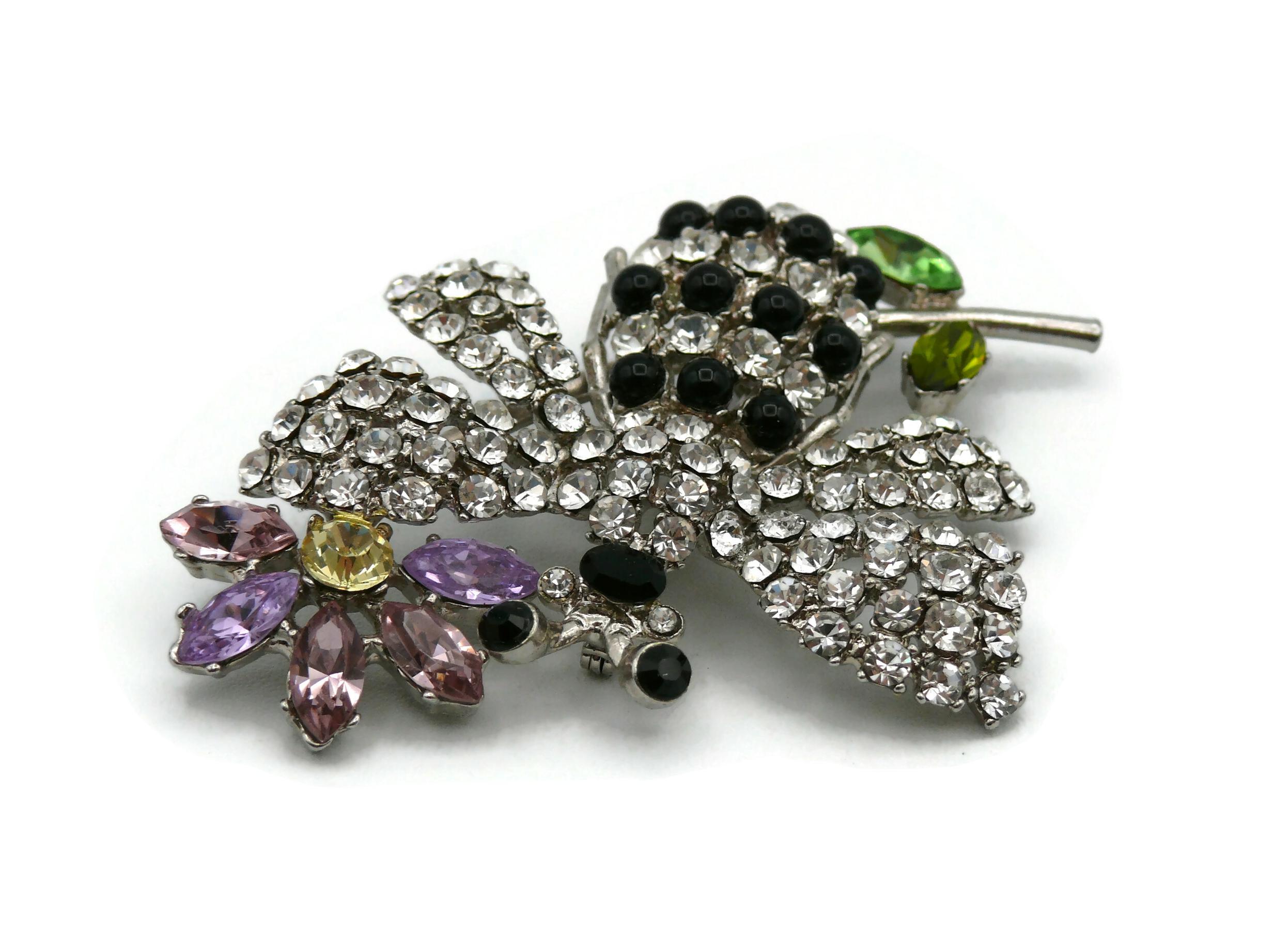 CHRISTIAN LACROIX Vintage Jewelled Bee Brooch For Sale 4