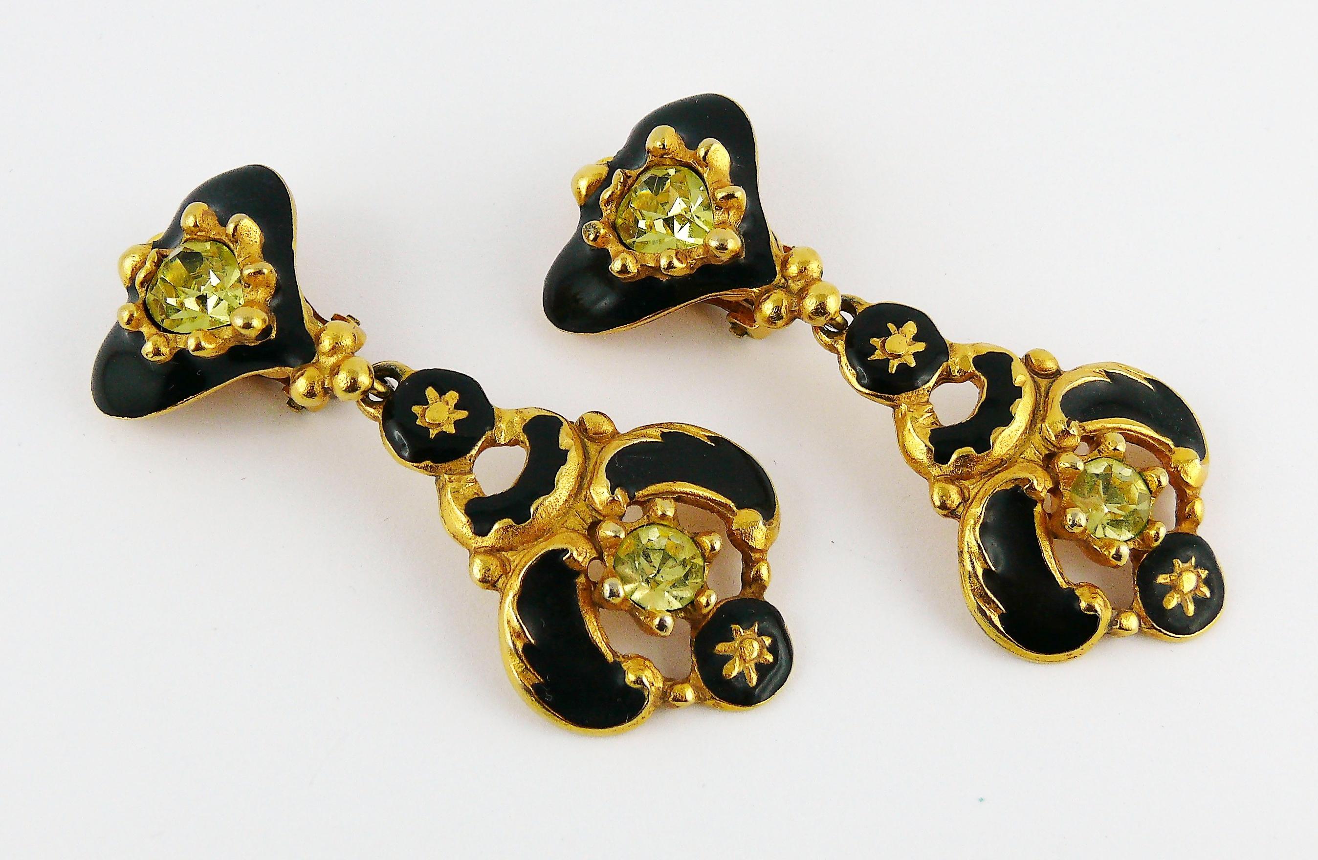Christian Lacroix Vintage Jewelled Black Enamel Heart Baroque Dangling Earrings In Good Condition In Nice, FR