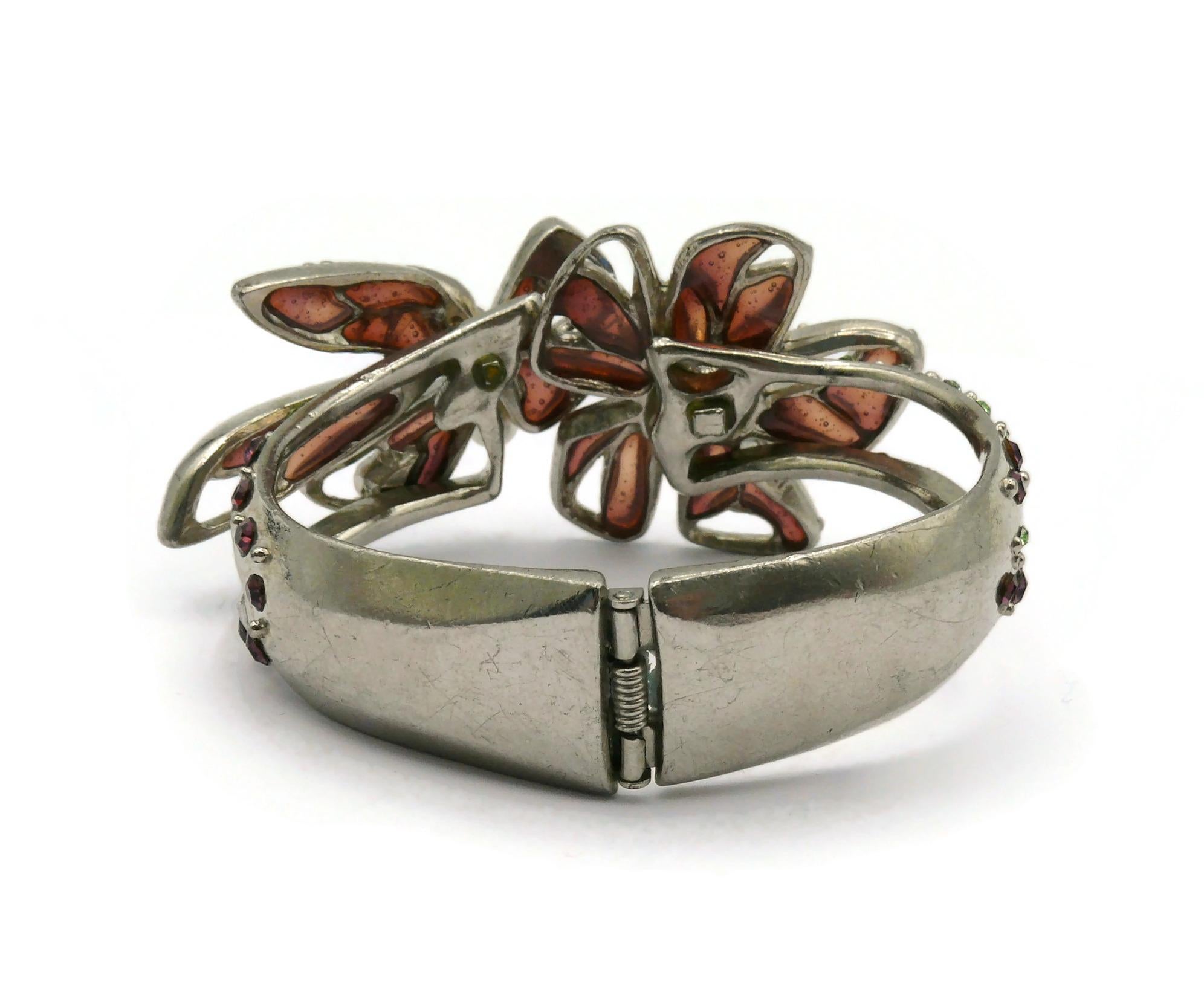 CHRISTIAN LACROIX Bracelet vintage à fermoir papillon orné de bijoux en vente 3