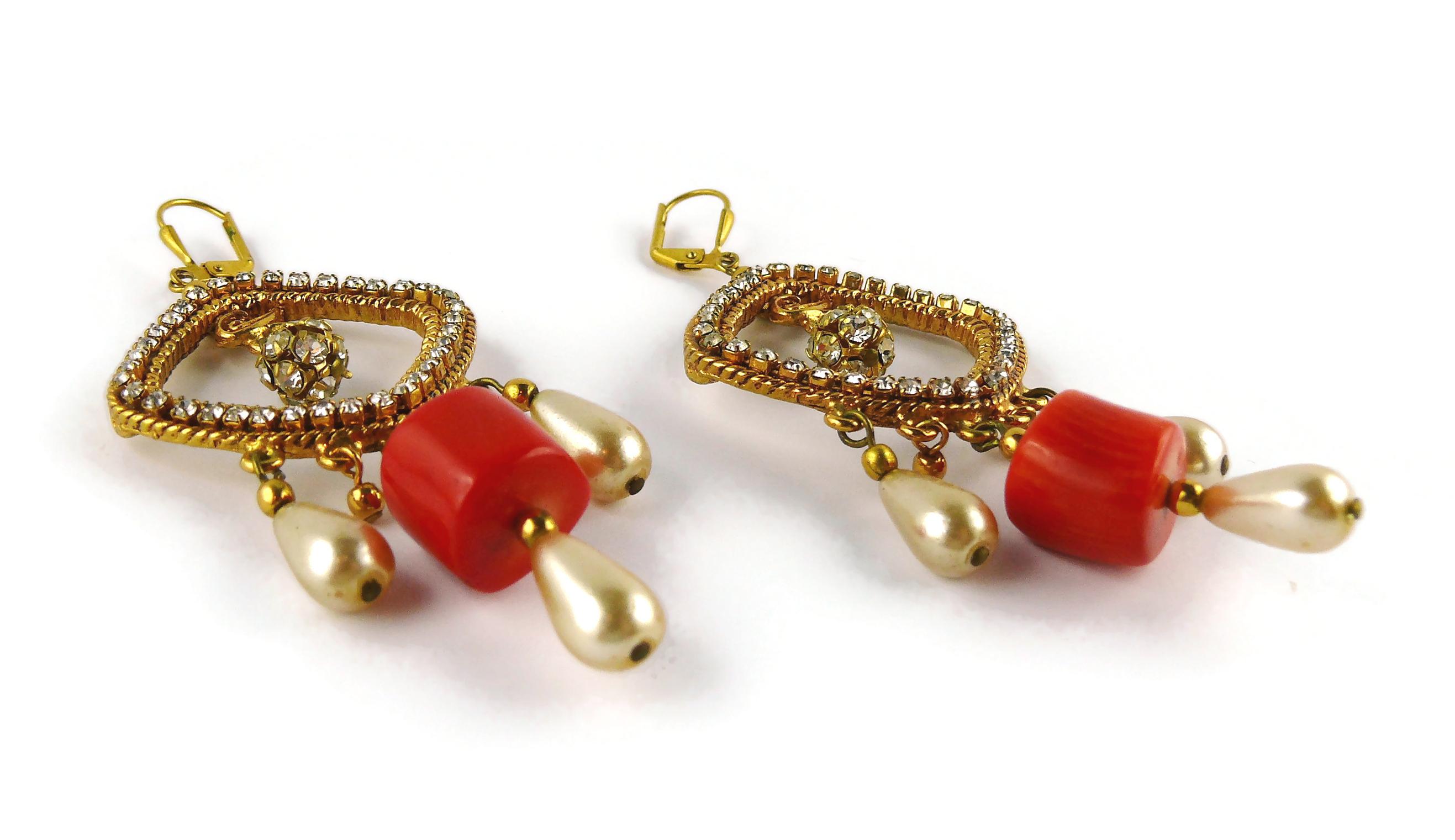 Christian Lacroix Vintage-Ohrringe mit Juwelen besetzt im Angebot 2