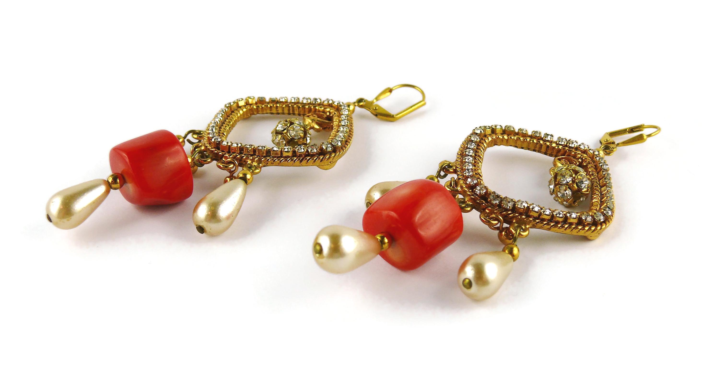 Christian Lacroix Vintage-Ohrringe mit Juwelen besetzt im Angebot 3