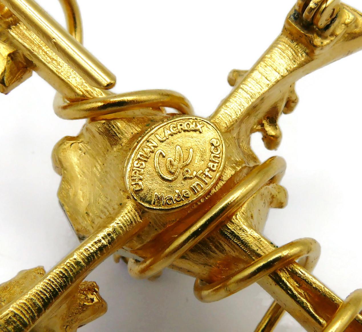 CHRISTIAN LACROIX Vintage-Brosche mit Kreuzanhänger aus Gold mit Juwelen in Goldtönen im Angebot 5