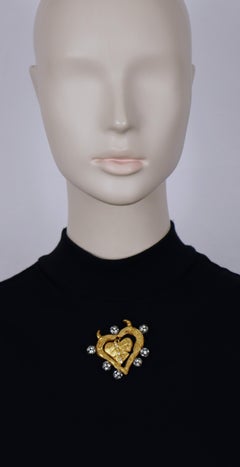 CHRISTIAN LACROIX Vintage Jewelled Gold Tone Dangle Heart Brooch