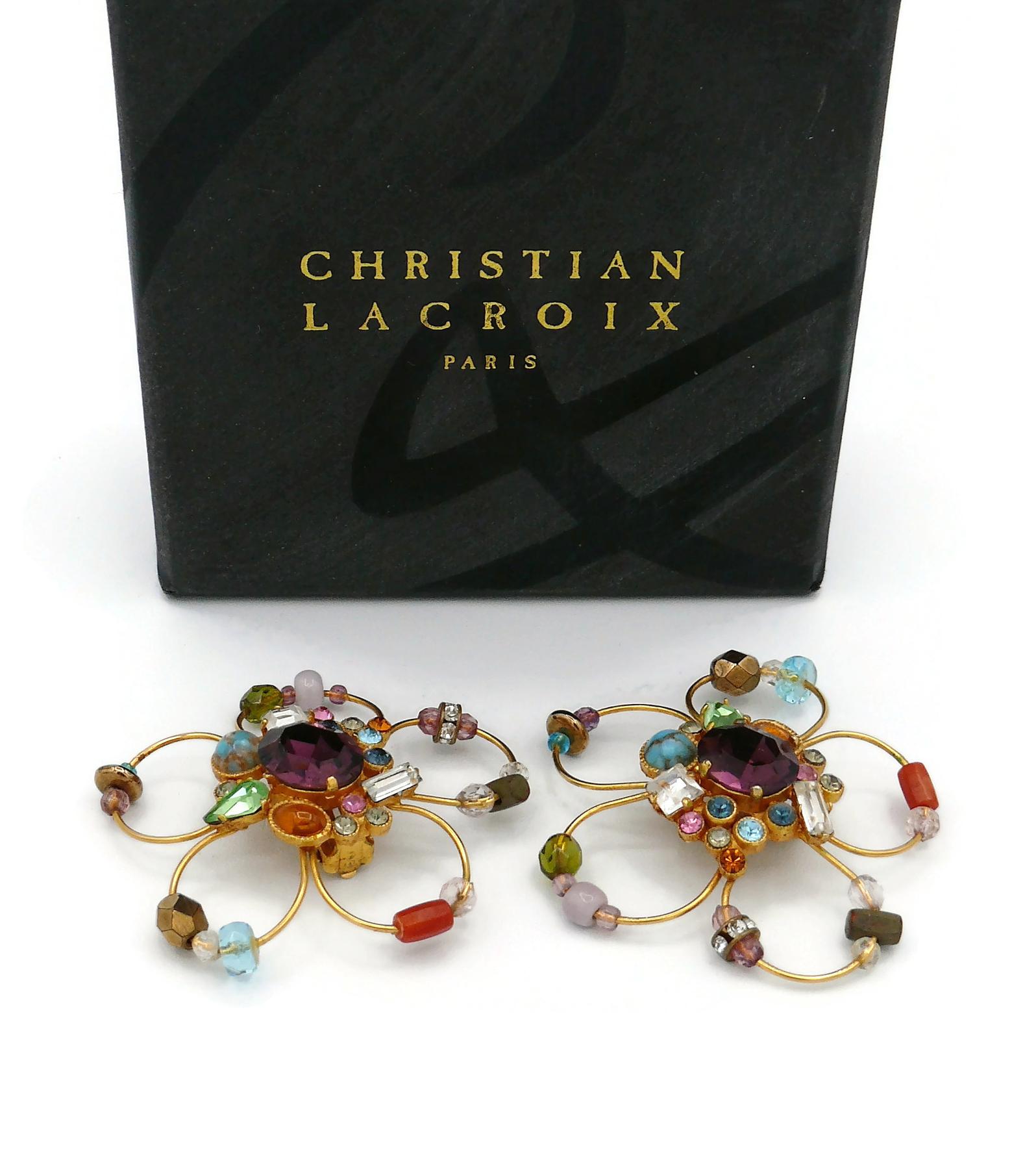 Christian Lacroix Vintage Jewelled Gold Toned Flower Clip-On Earrings In Fair Condition For Sale In Nice, FR
