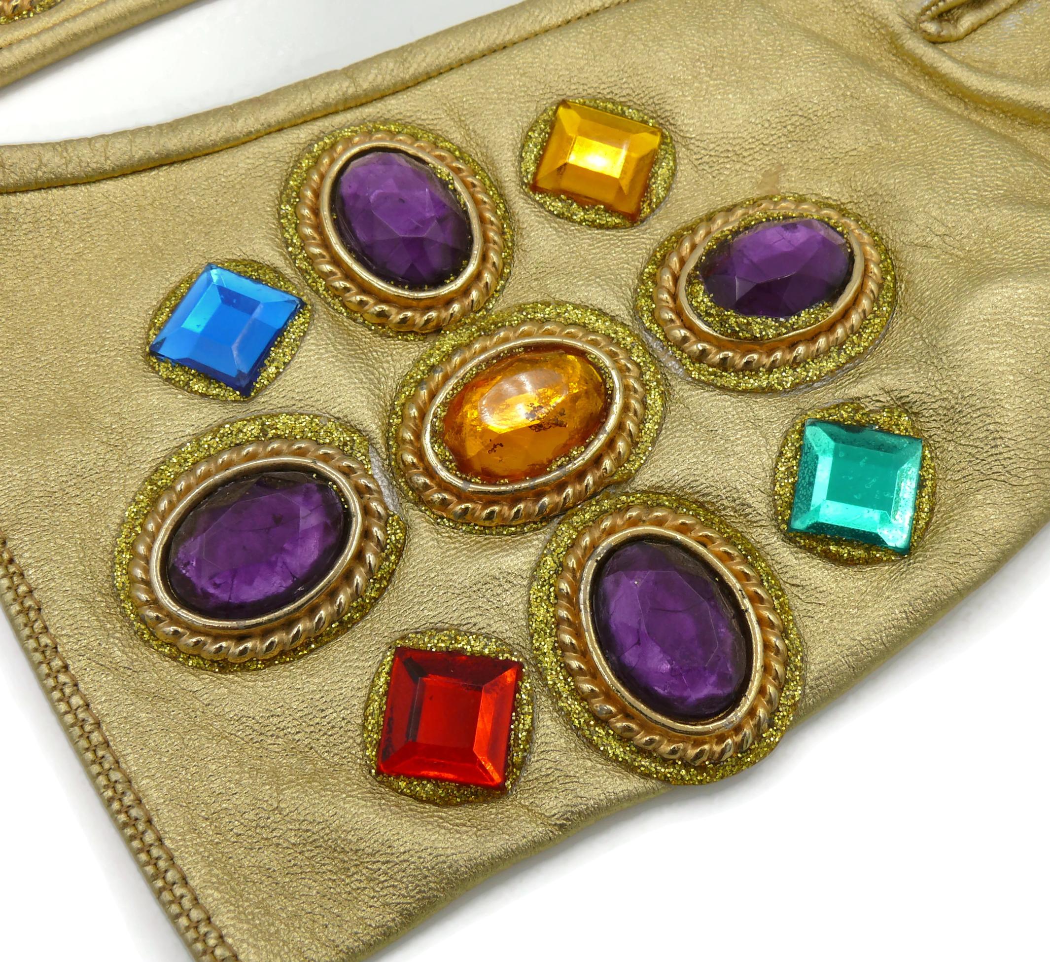 CHRISTIAN LACROIX Vintage Juwelenbesetzte goldene Lederhandschuhe Größe 7 im Zustand „Relativ gut“ im Angebot in Nice, FR
