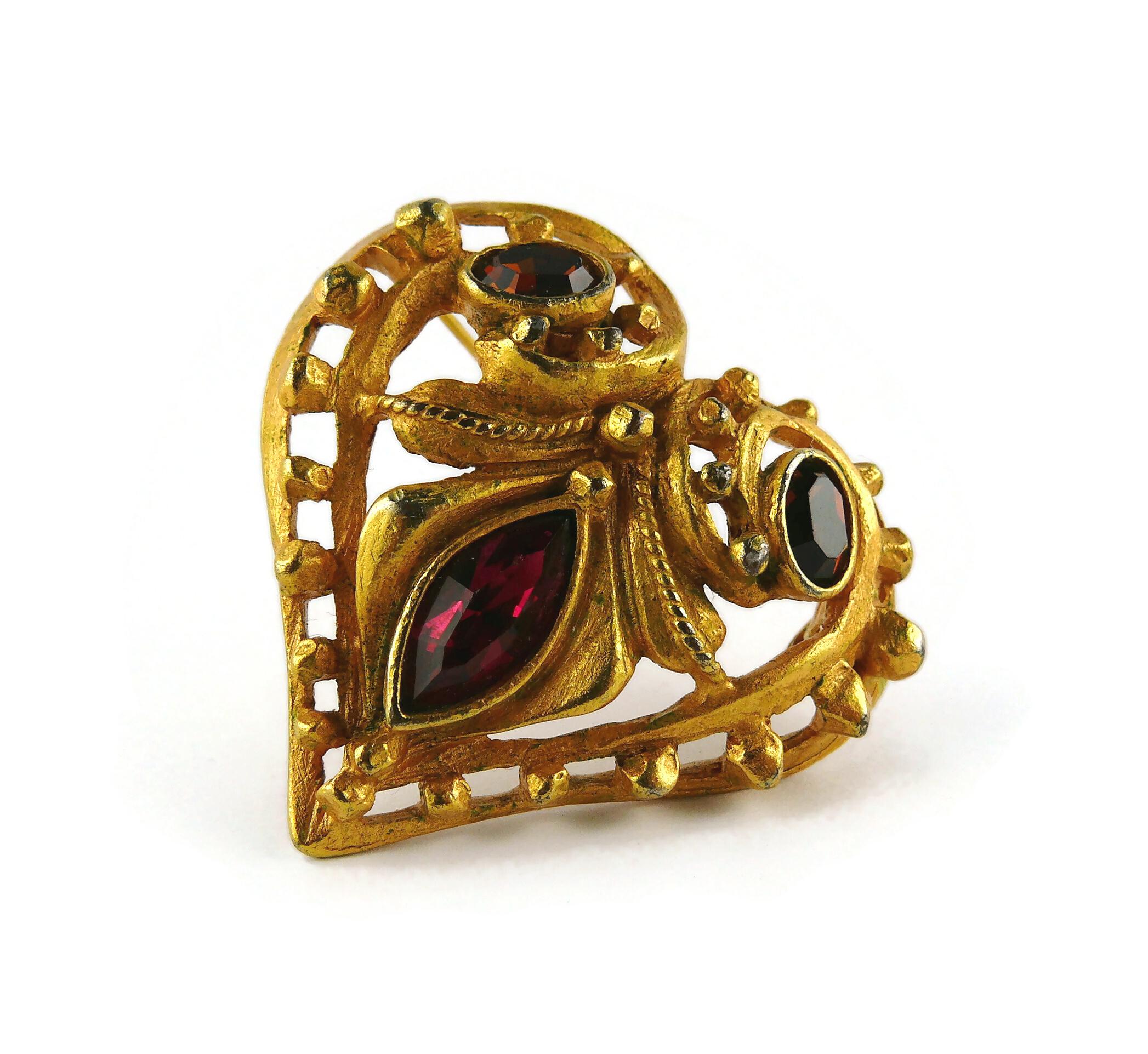 Christian Lacroix Vintage Jewelled Heart Brooch In Fair Condition For Sale In Nice, FR