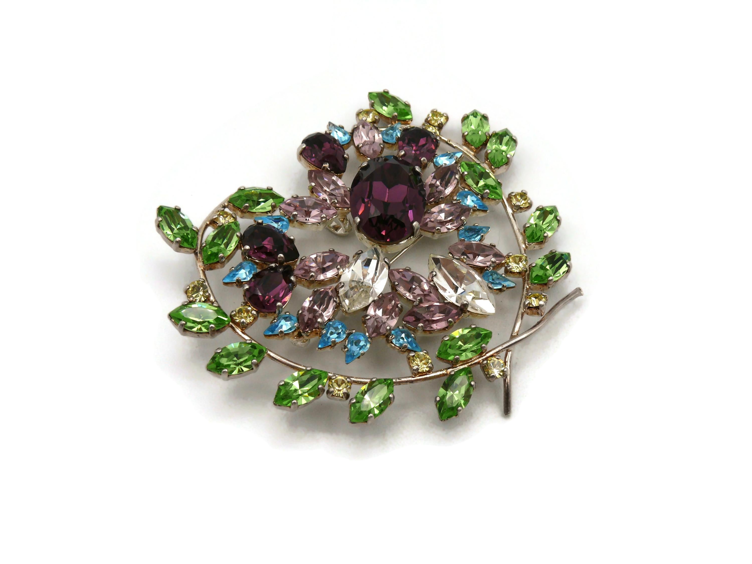 CHRISTIAN LACROIX Vintage Jewelled Heart Brooch Pendant For Sale 2