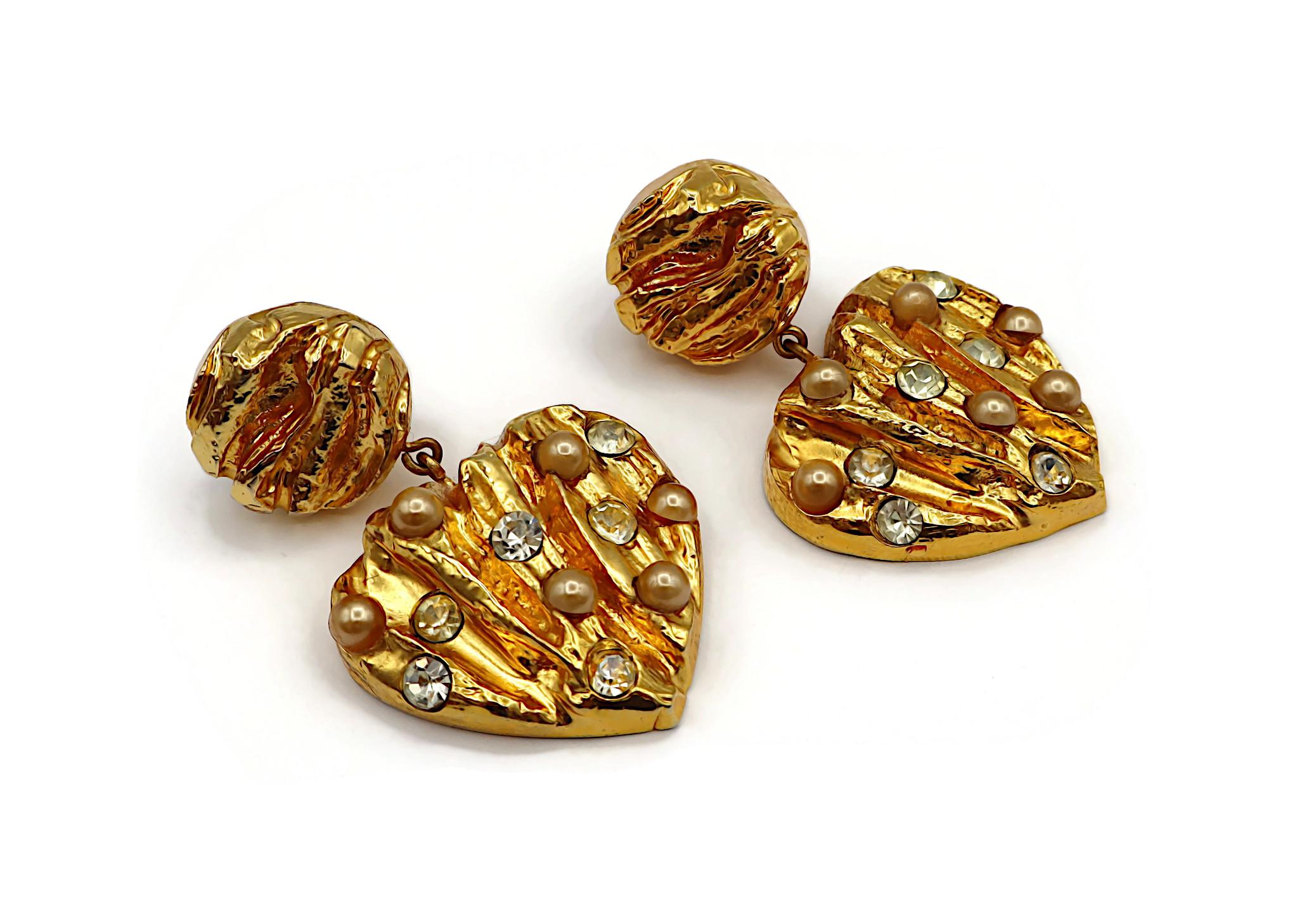 CHRISTIAN LACROIX Vintage Jewelled Heart Dangling Earrings In Good Condition For Sale In Nice, FR