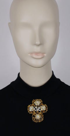 CHRISTIAN LACROIX Vintage Jewelled Openwork Design Cross Brooch