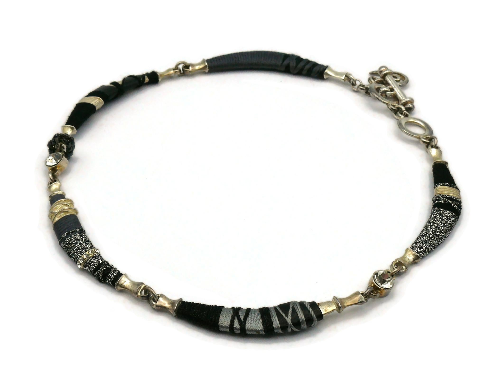 CHRISTIAN LACROIX Collier vintage en argent orné de bijoux Pour femmes en vente