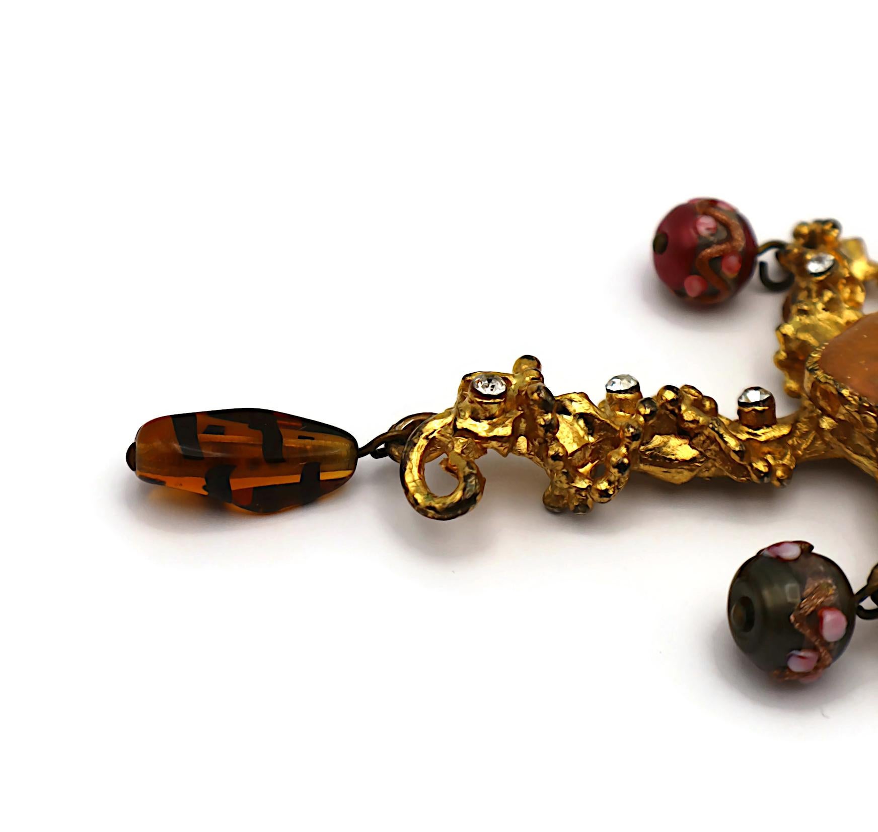 CHRISTIAN LACROIX Ciondolo a croce testurizzato Jewell Vintage in vendita 5