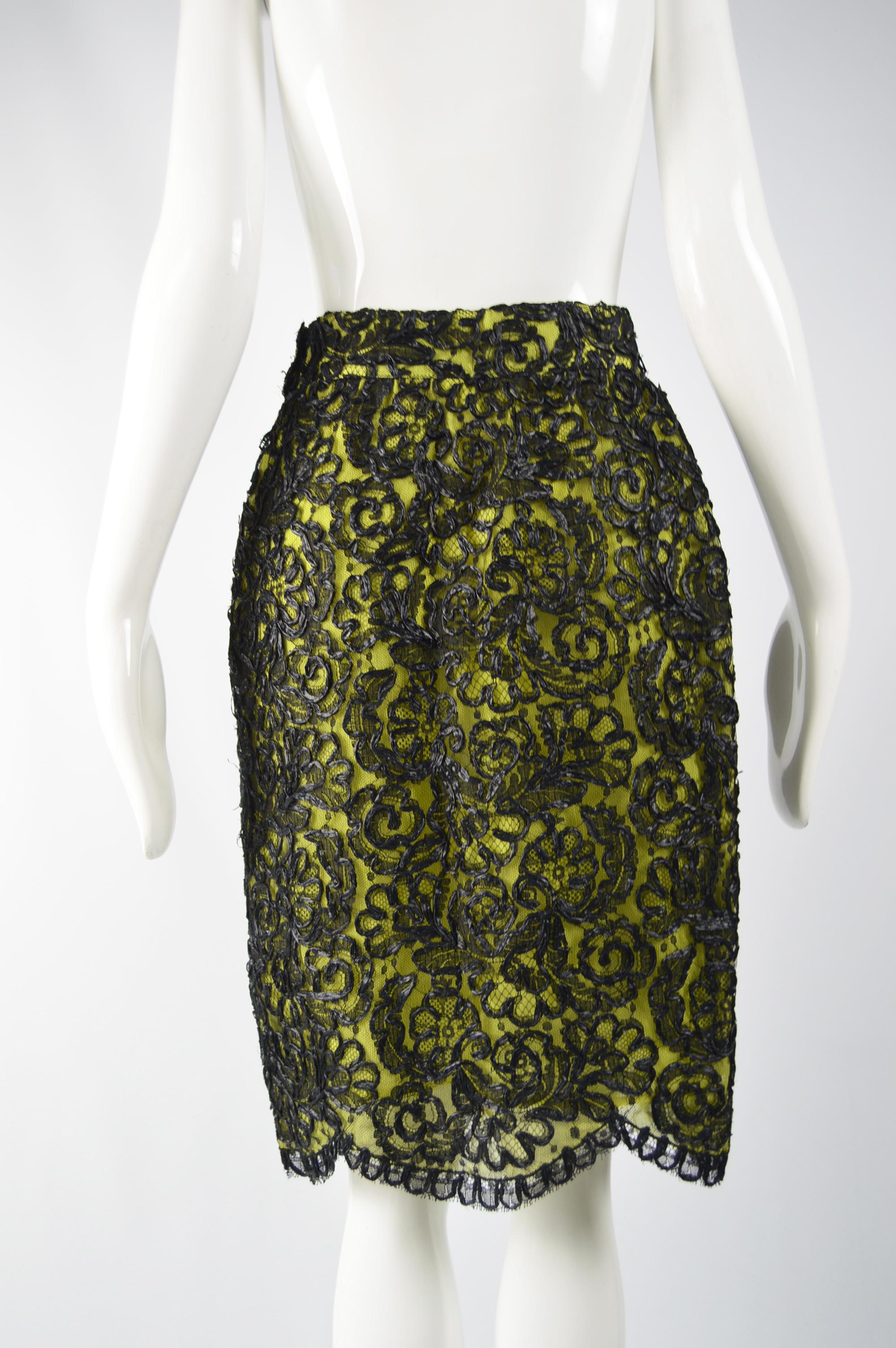 Christian Lacroix Vintage Lace & Raffia Skirt In Excellent Condition For Sale In Doncaster, South Yorkshire